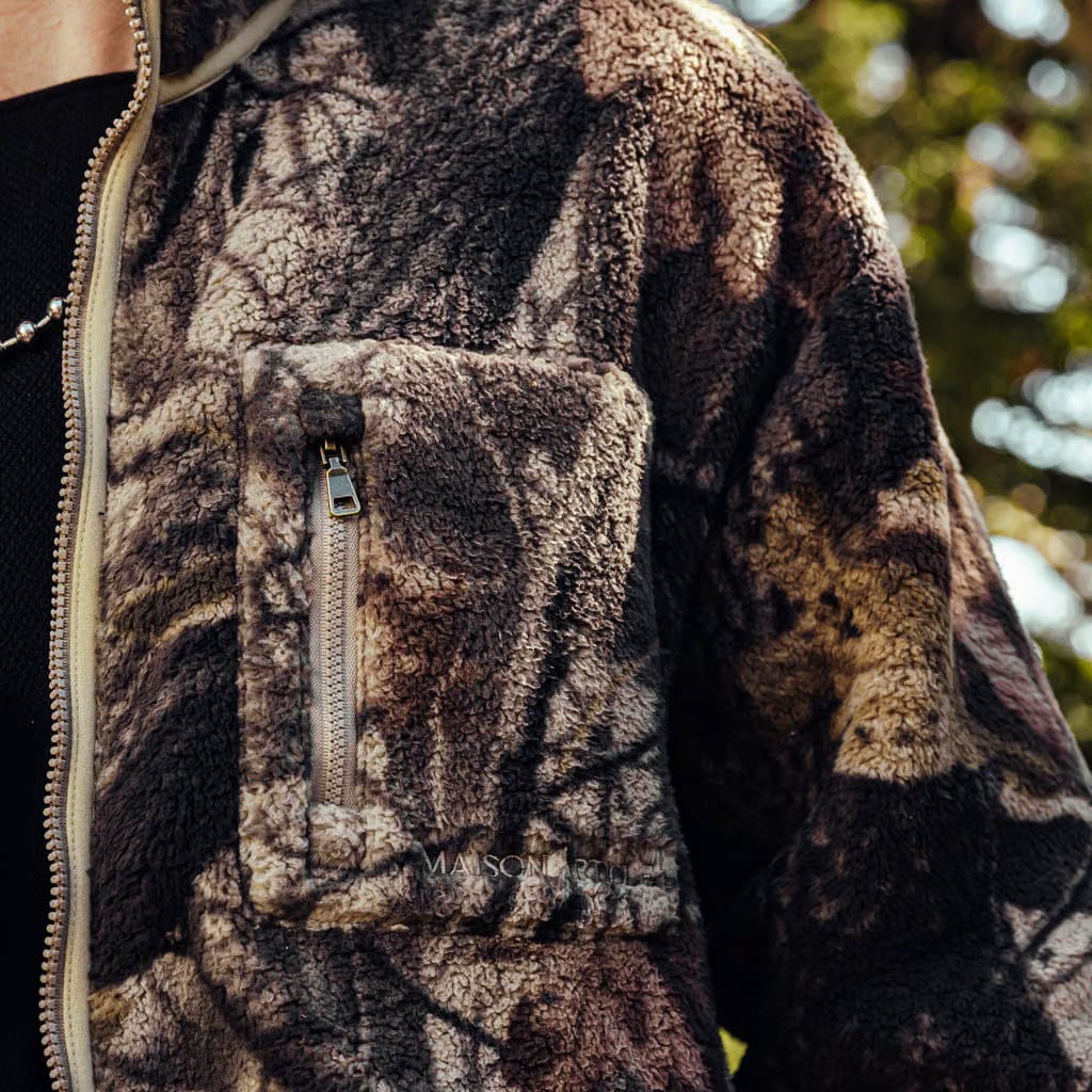 MAISON ARTICLE Realtree by Shoe Palace Hardwoods Sherpa Mens Jacket (Brown)