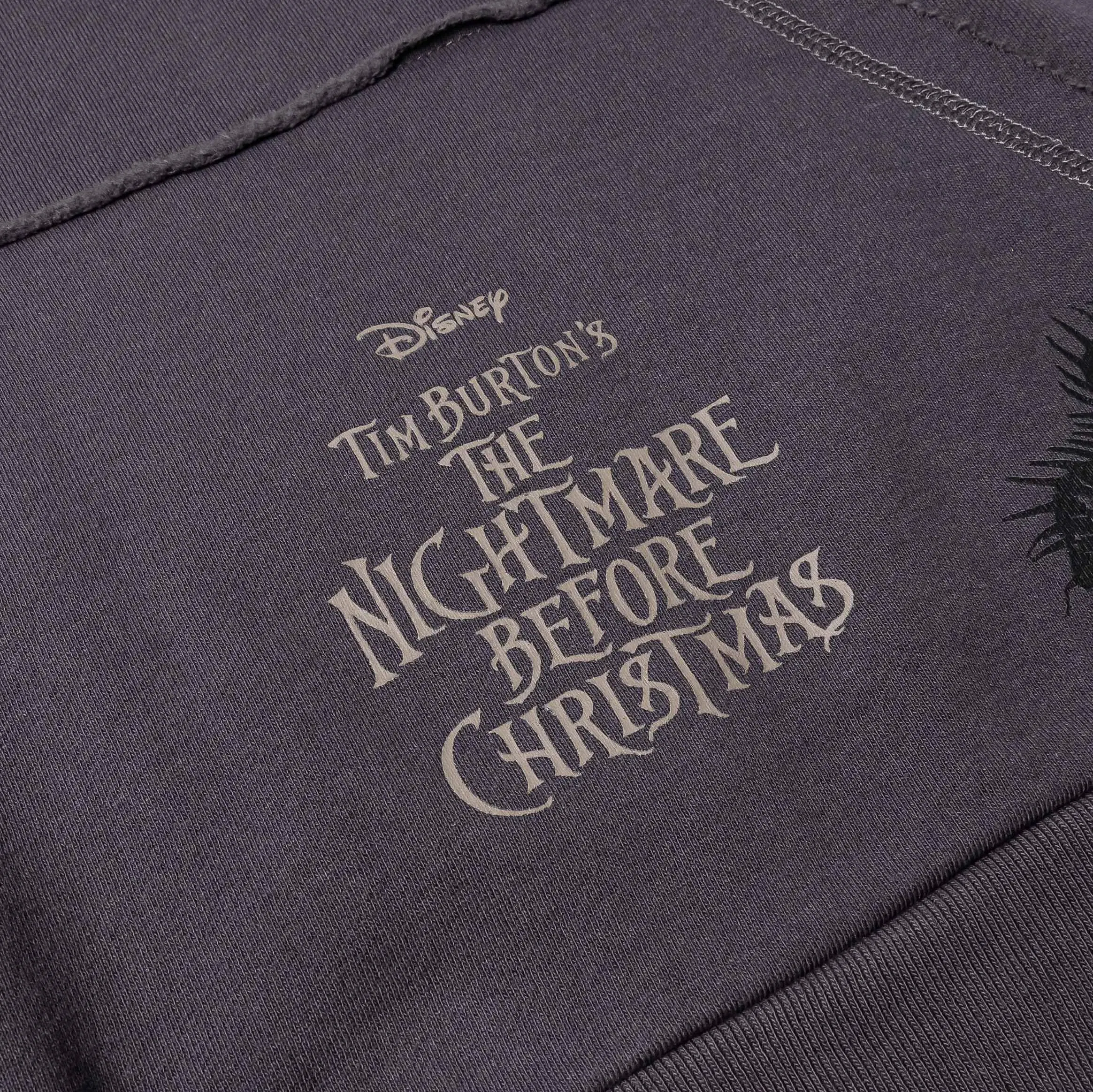 NIGHTMARE BEFORE XMAS X SP The Nightmare Before Christmas By Shoe Palace Spider Washed Pullover Mens Hoodie (Grey/Beige)