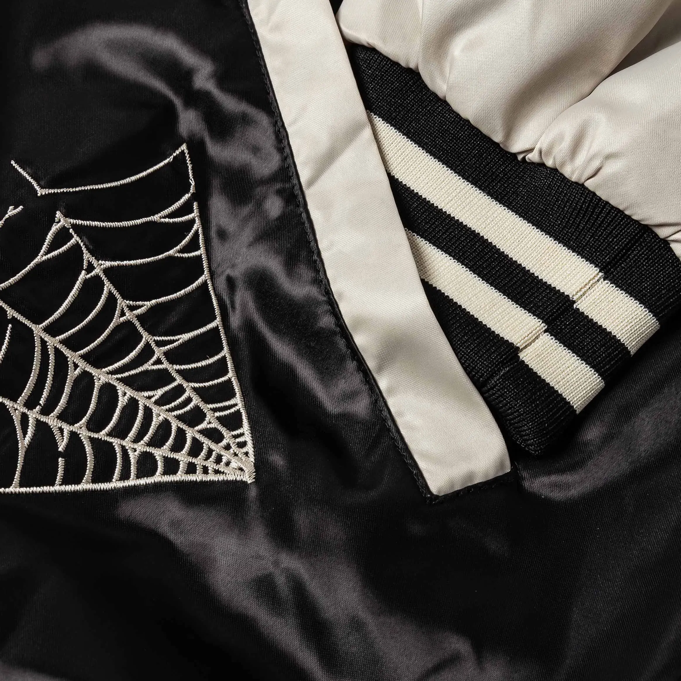 NIGHTMARE BEFORE XMAS X SP The Nightmare Before Christmas By Shoe Palace Love You To Death Satin Mens Jacket (Black/Cream)