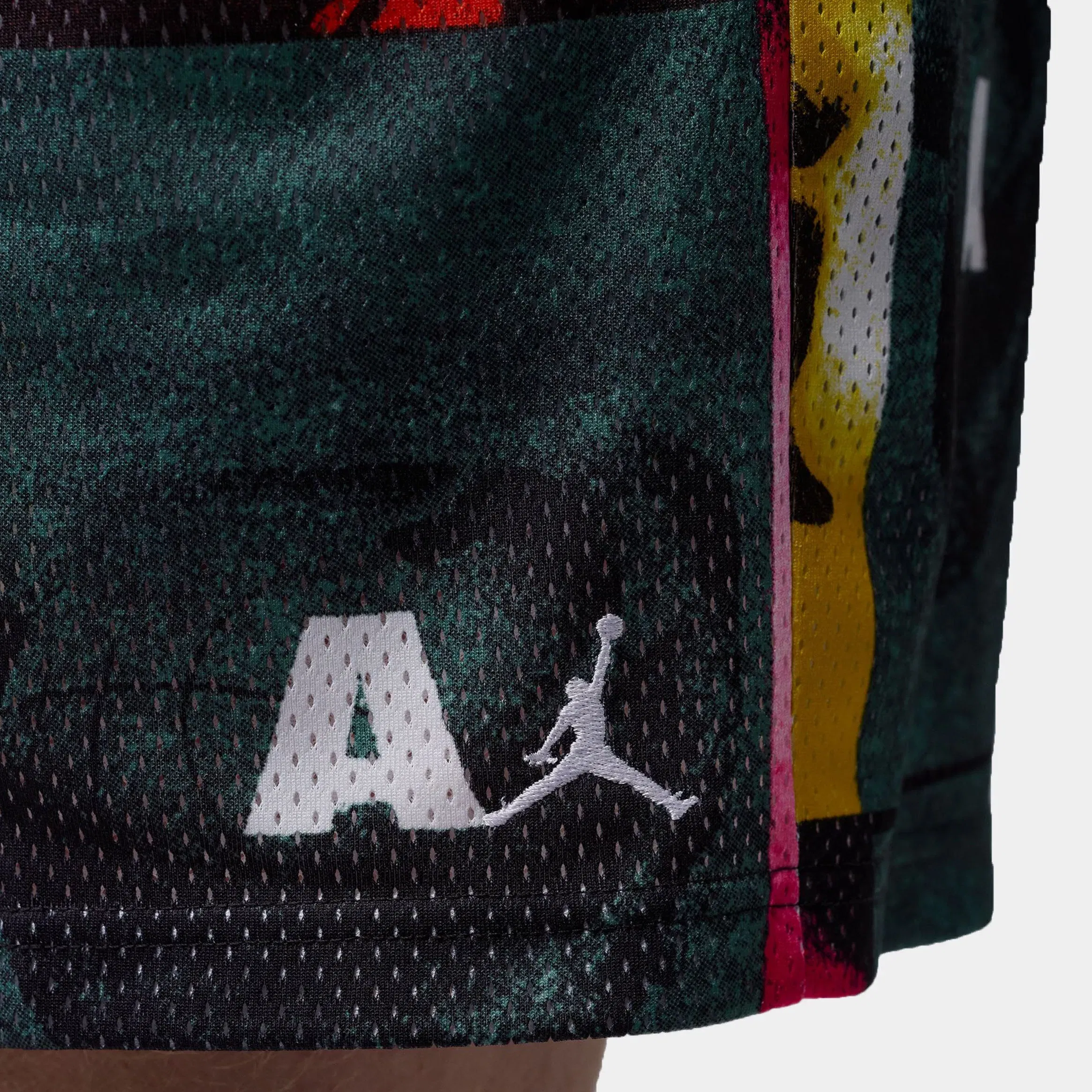 Air Jordan Brooklyn Mesh Mens Shorts (White)