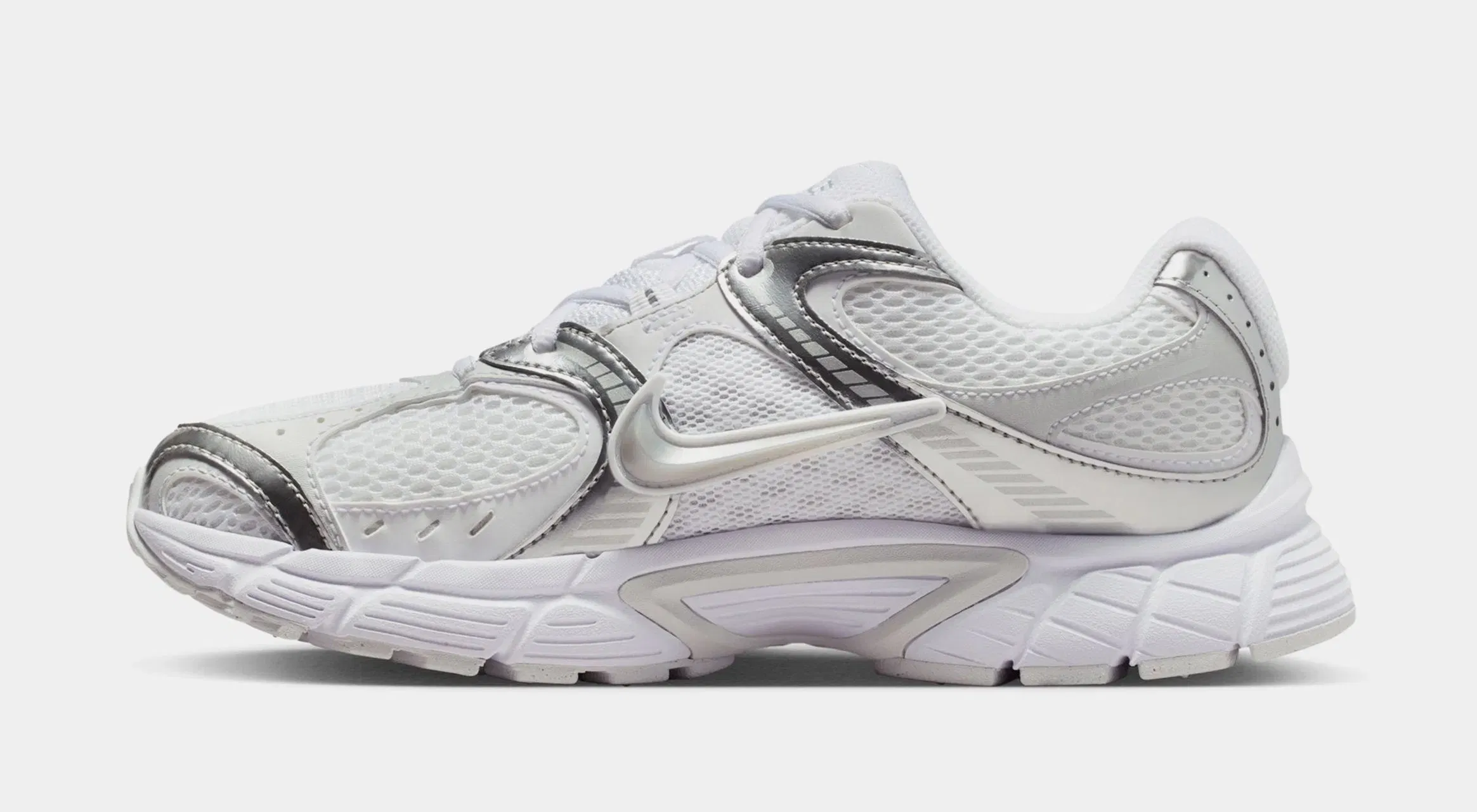 Nike V5 RNR Reflective Accents Womens Running Shoes (White/Metallic Platinum/Pure Platinum/Metallic Silver)