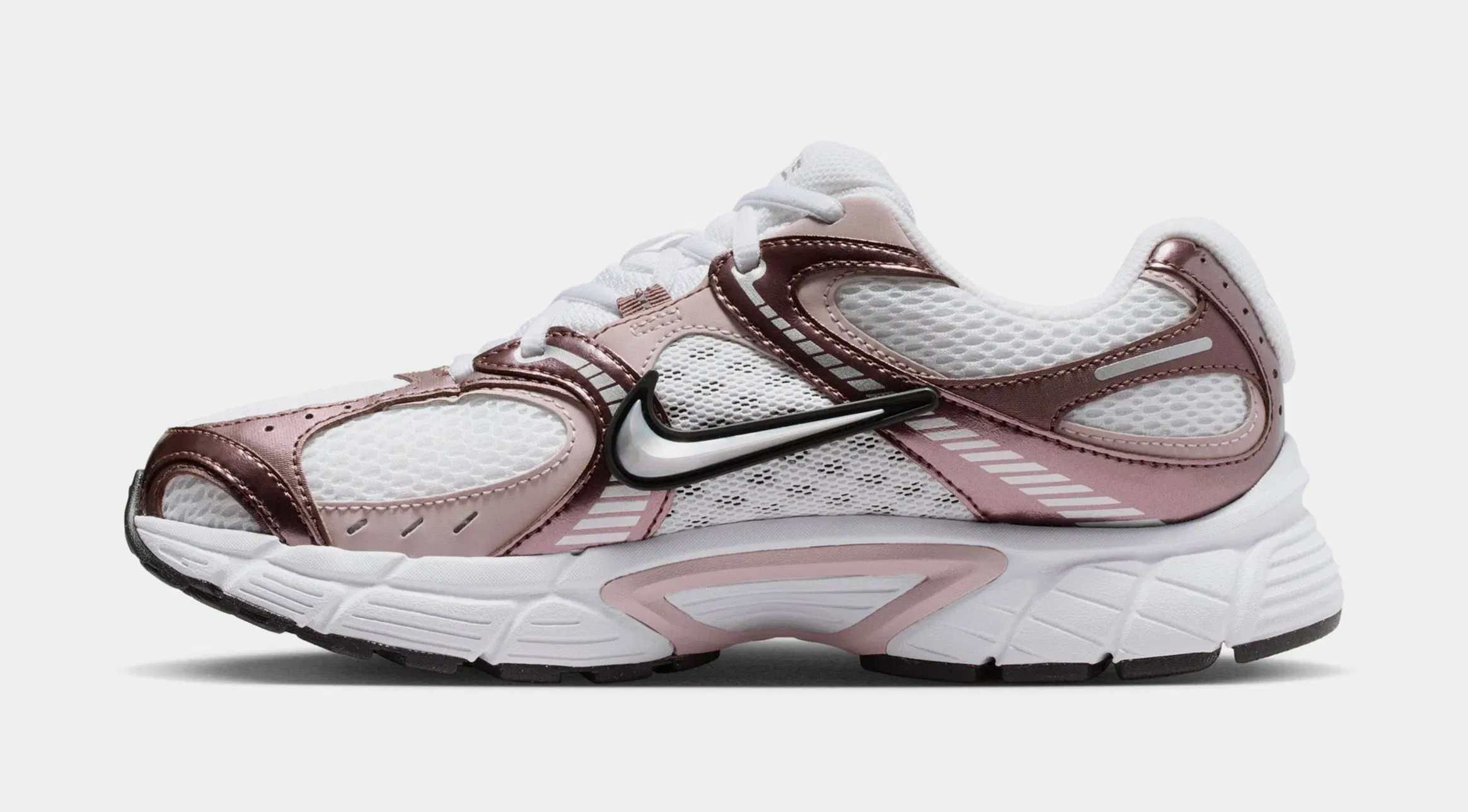 Nike V5 RNR Reflective Accents Womens Running Shoes (White/Metallic Platinum Tattoo/Black)