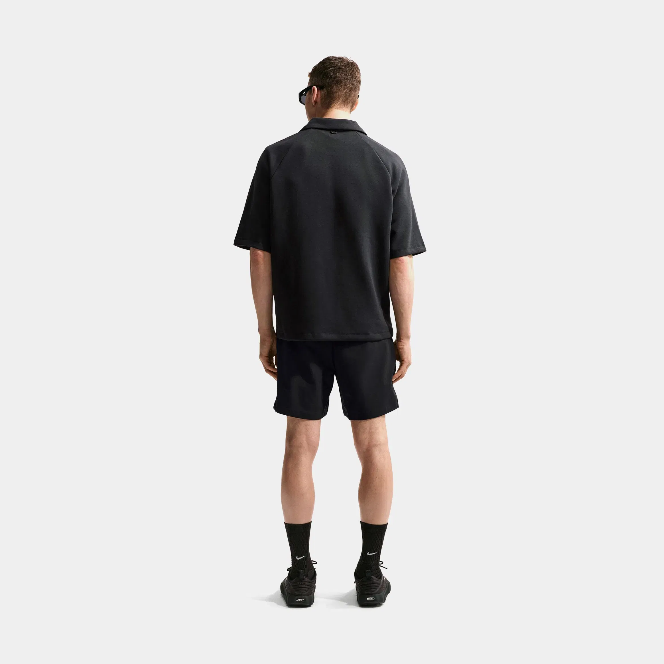 Nike 24.7 PerfectStretch Dri Fit 6" Mens Shorts (Black/Dark Smoke Grey)