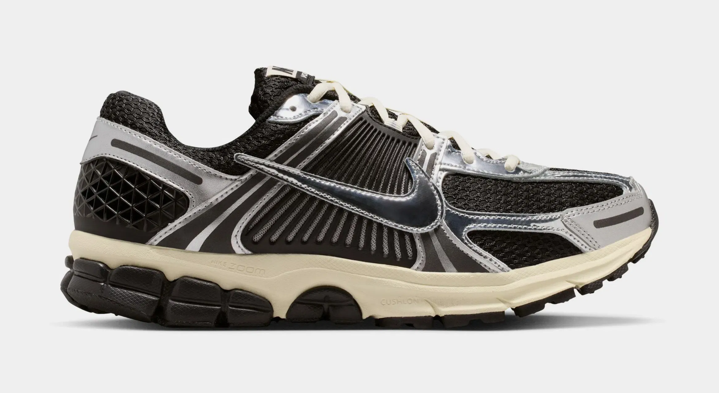Nike Zoom Vomero 5 Mens Running Shoes (Black/Chrome/Metallic Silver)