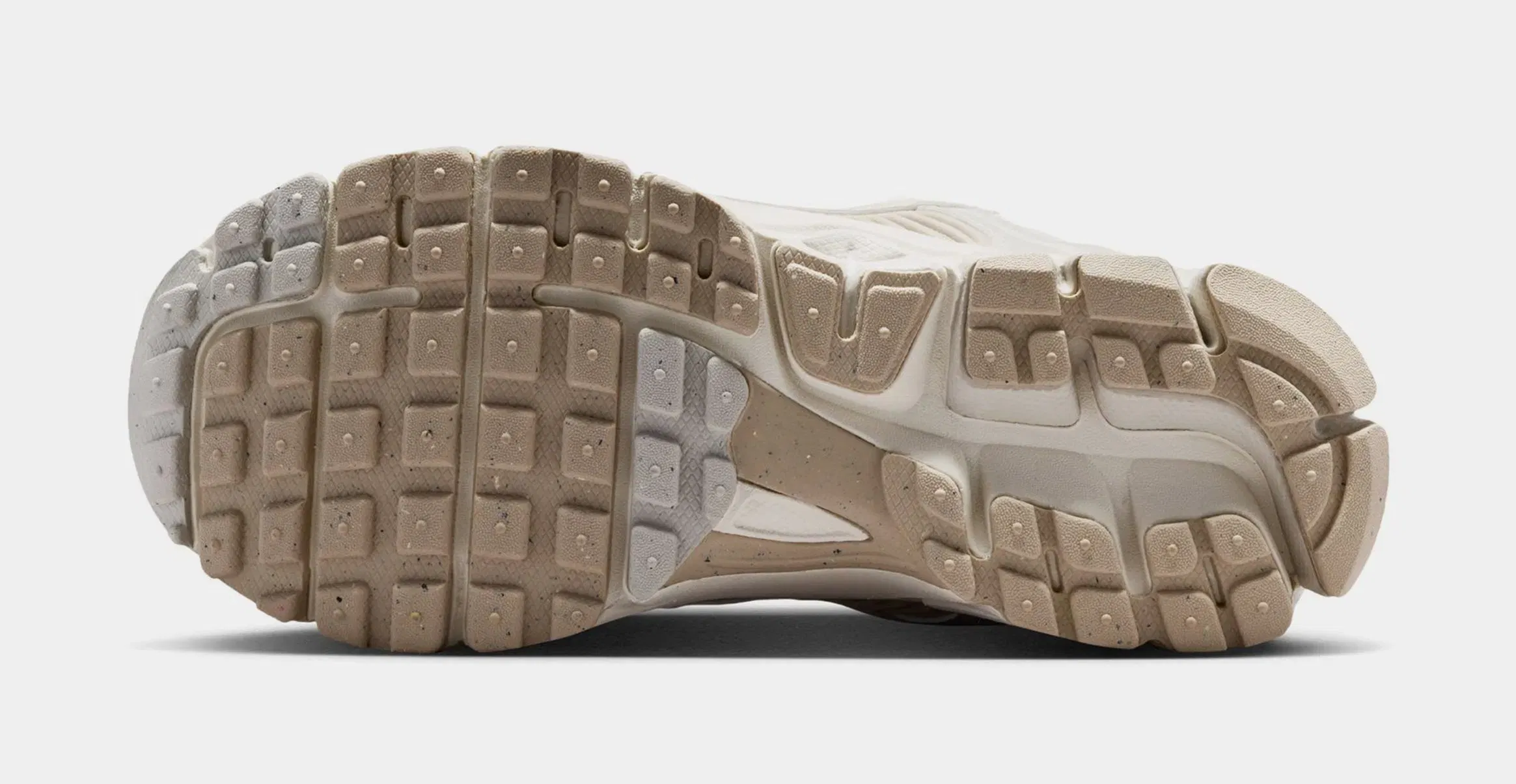 Nike Vomero 5 Reflective Accents Grade School Running Shoes (Phantom/Cream II/Sail/Light Bone)
