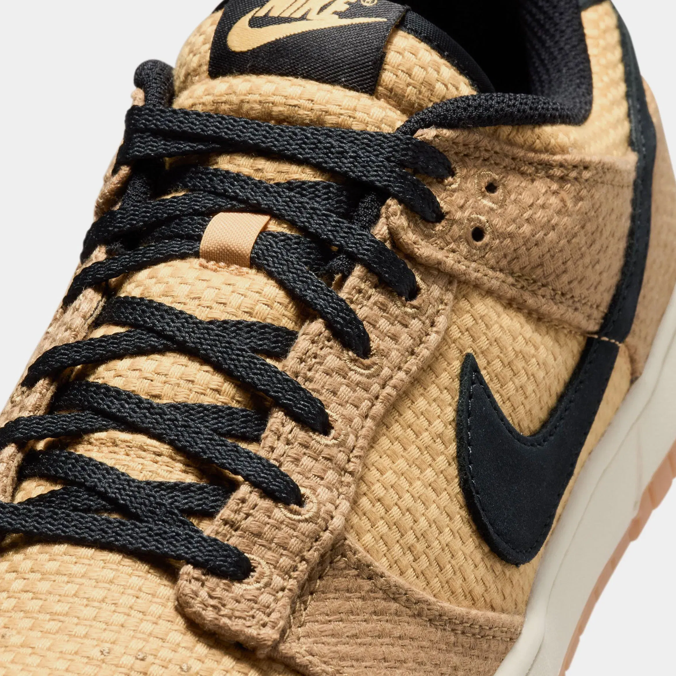 Nike Dunk Low Retro SE Mens Lifestyle Shoes (Filbert/Black Twine/Coconut Milk)