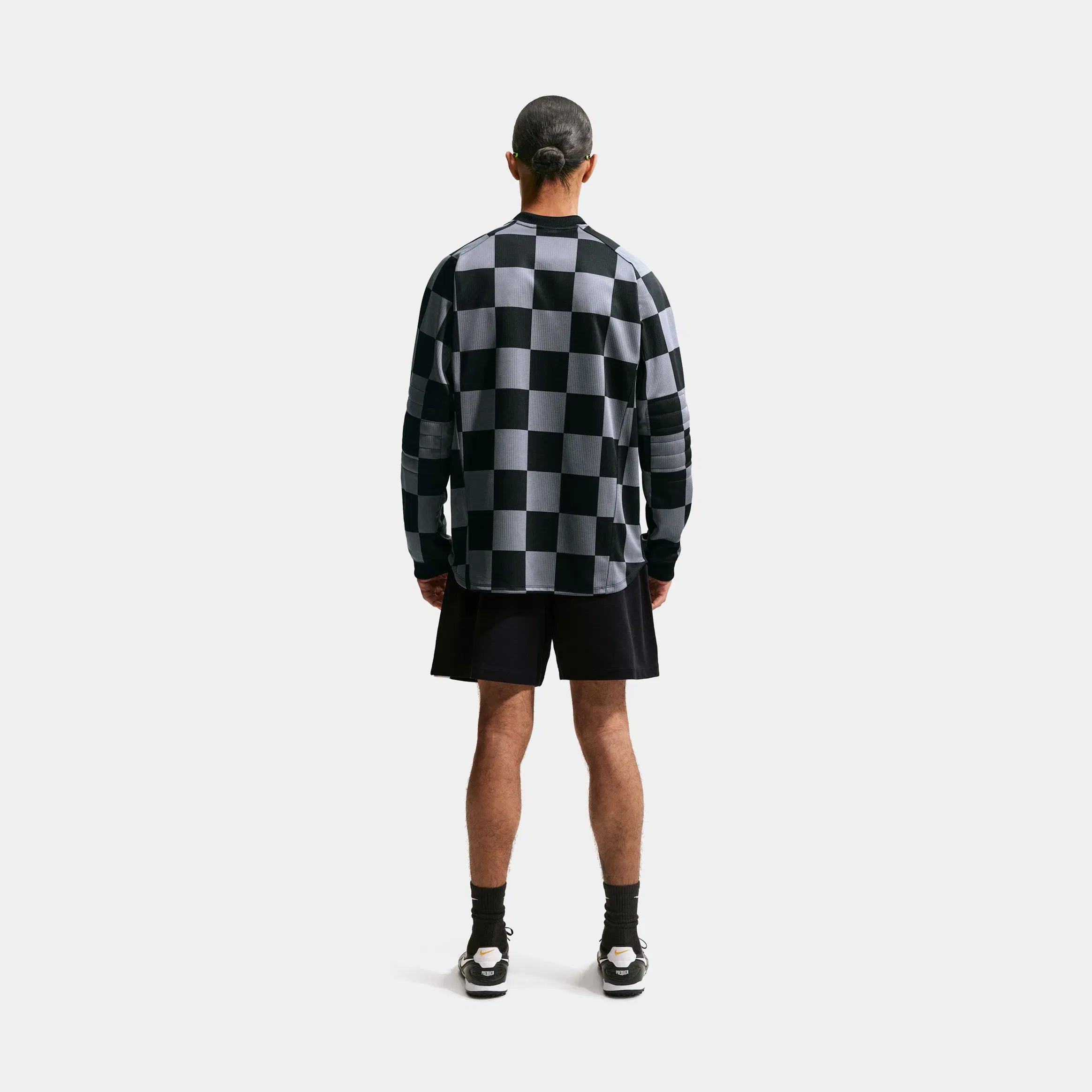 Nike Sportswear Club Goalie Mens Jersey (Smoke Grey/Black/Malachite)