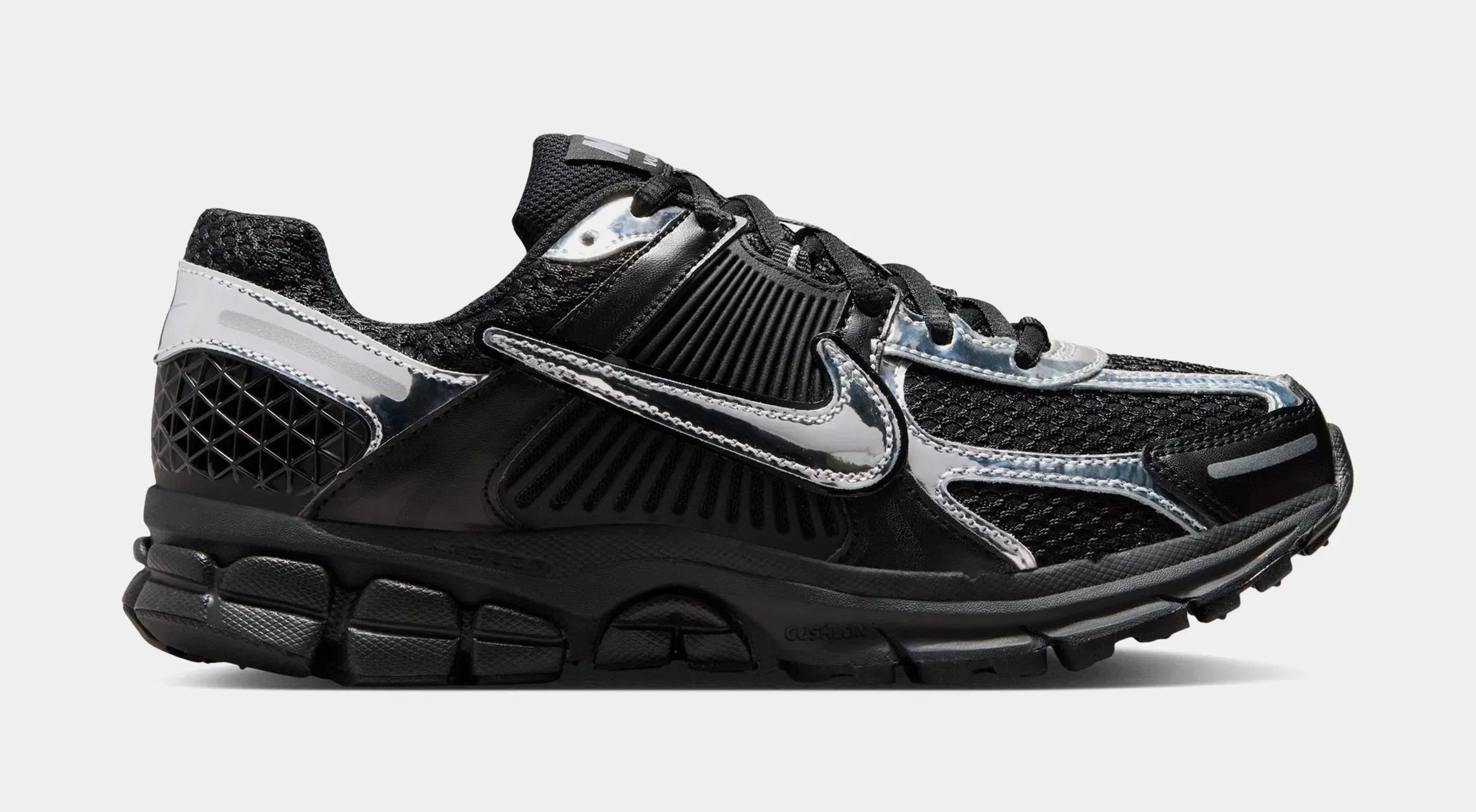 Nike Zoom Vomero 5 Chrome Womens Running Shoes (Black/Cool Grey/White/Metallic Silver)