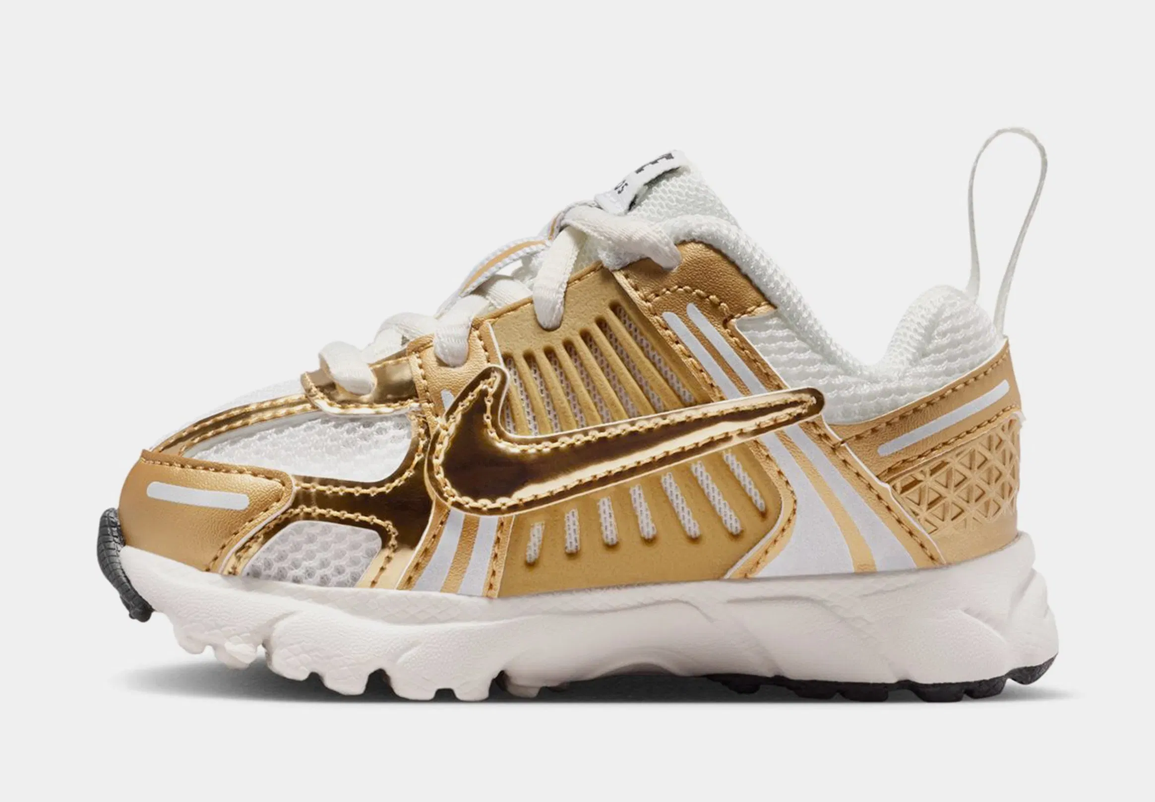 Nike Vomero 5 Infant Toddler Running Shoes (Sail/Anthracite/Photon Dust/Metallic Gold)