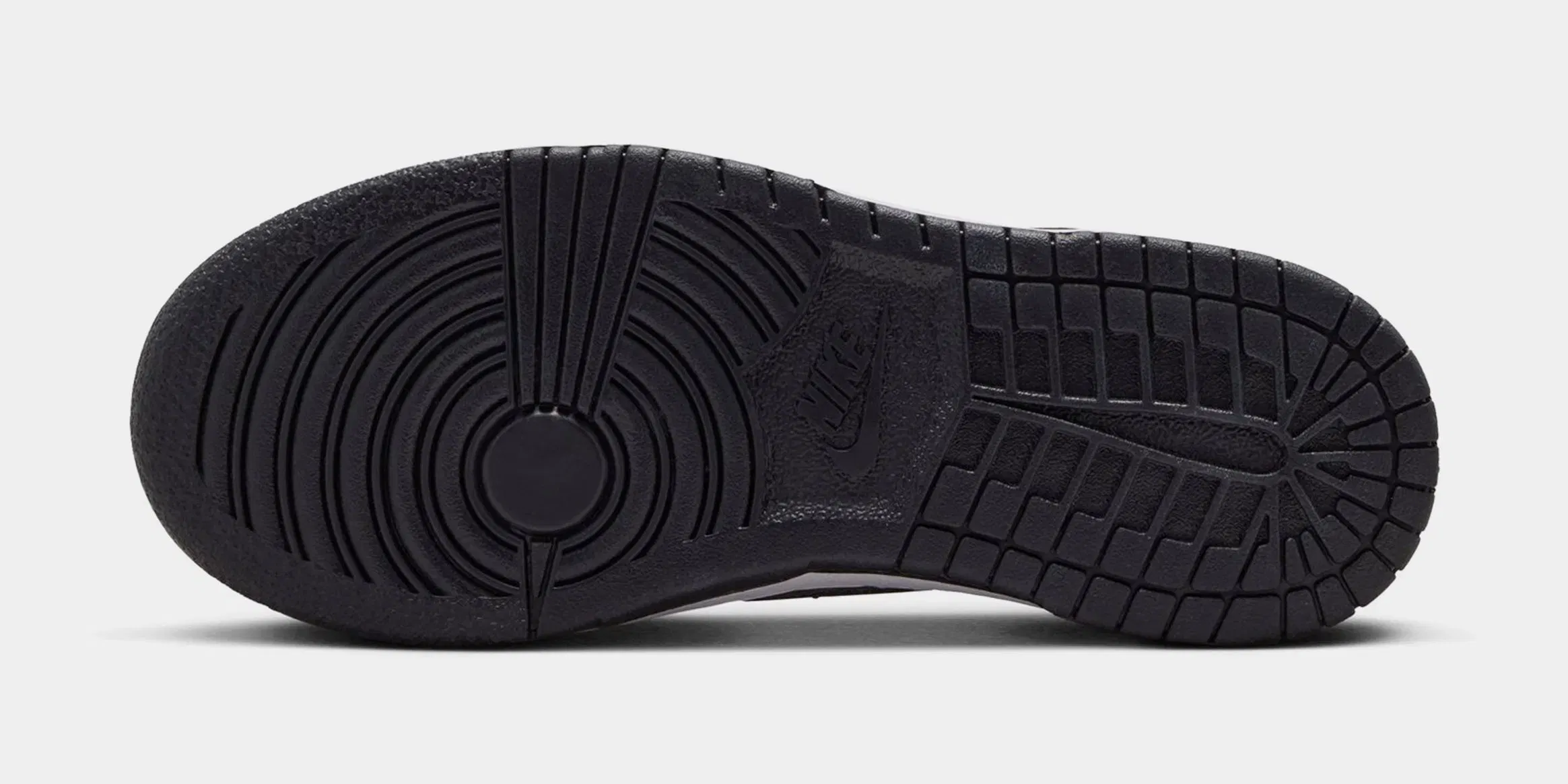 Nike Dunk Low Preschool Lifestyle Shoes (White/Black/White)