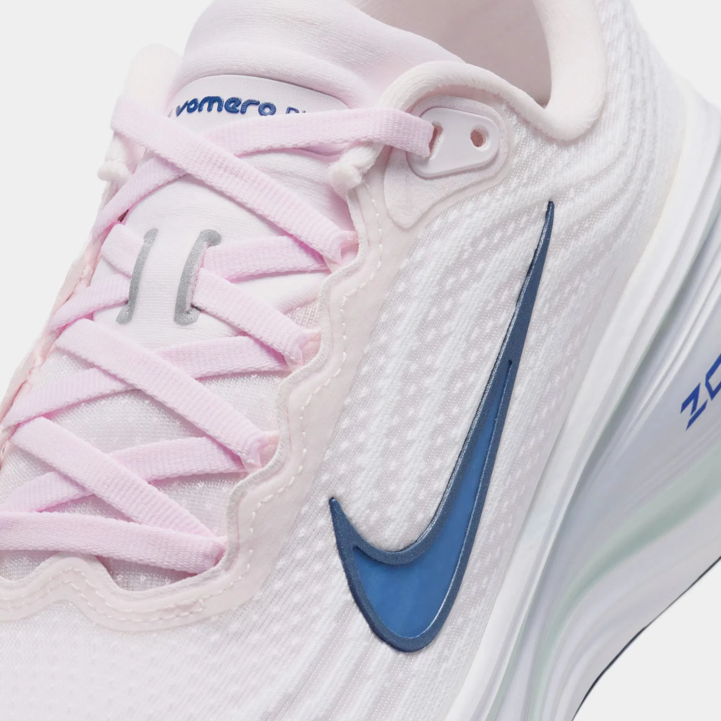 Nike Vomero Plus Womens Running Shoes (Summit White/Off Noir/Metallic Silver/Summit White)
