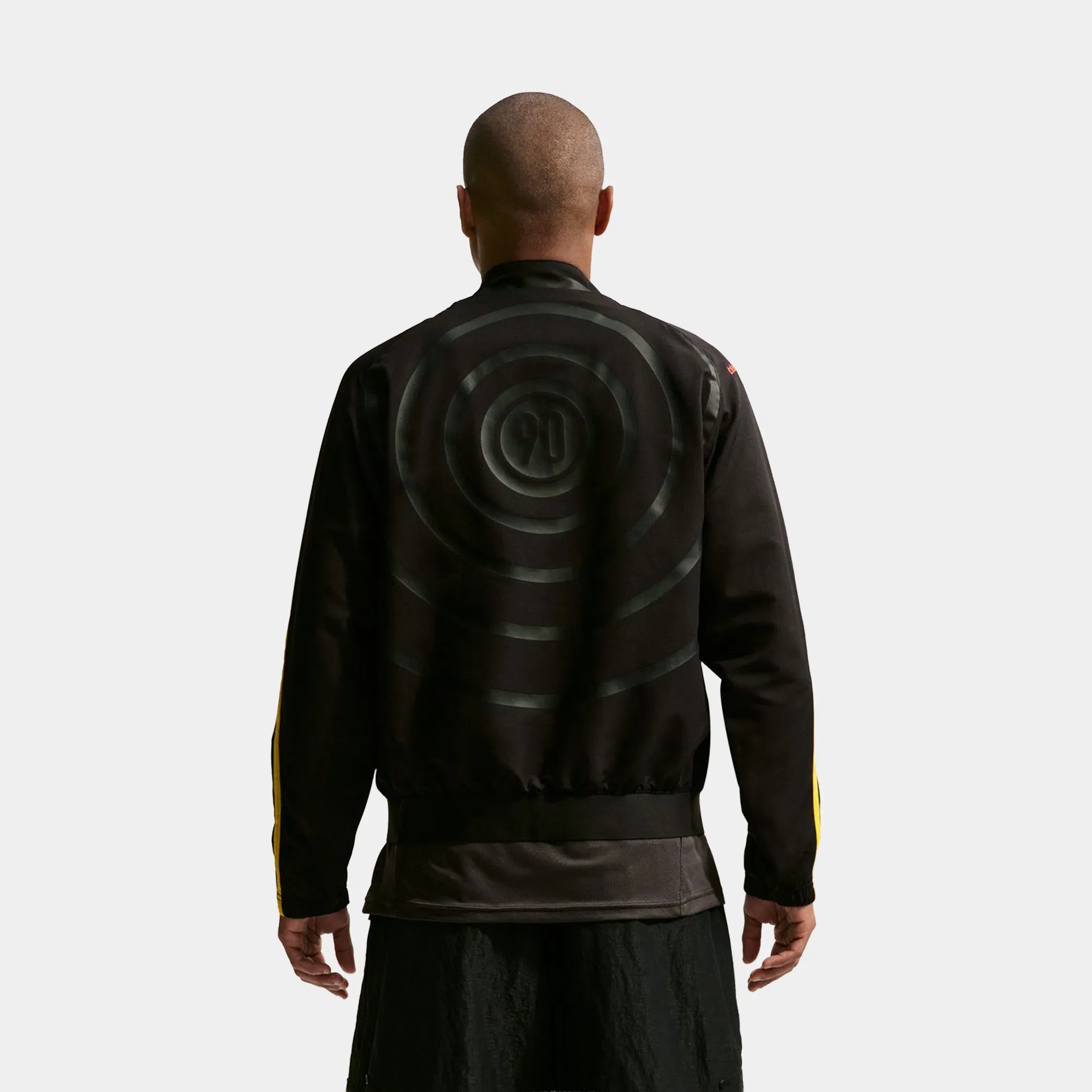 Nike Mad 90 Pack Laser 90 Mens Jacket (Black/Lightening)