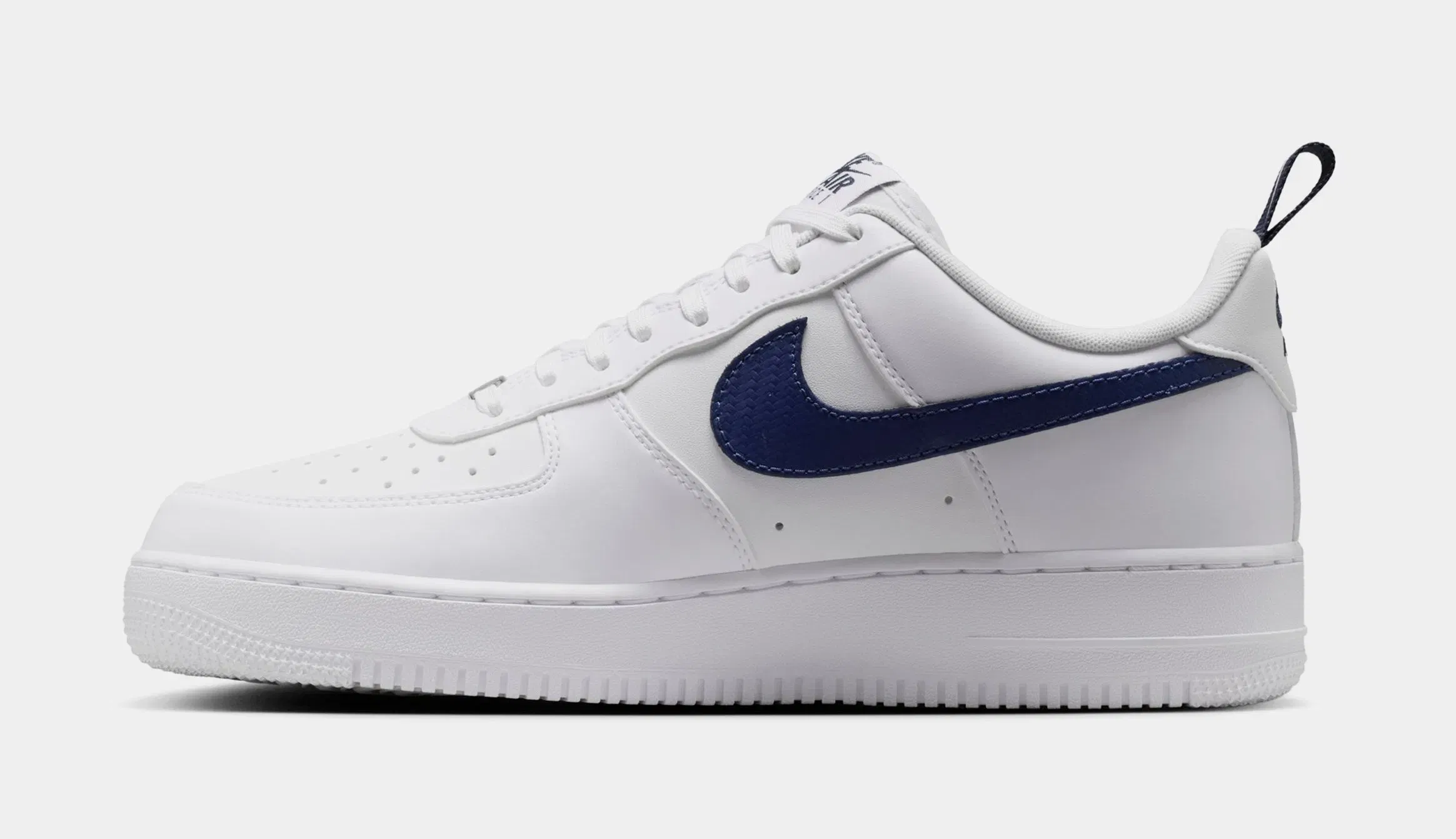 Nike Air Force 1 '07 Mens Lifestyle Shoes (White/Midnight Navy/White)