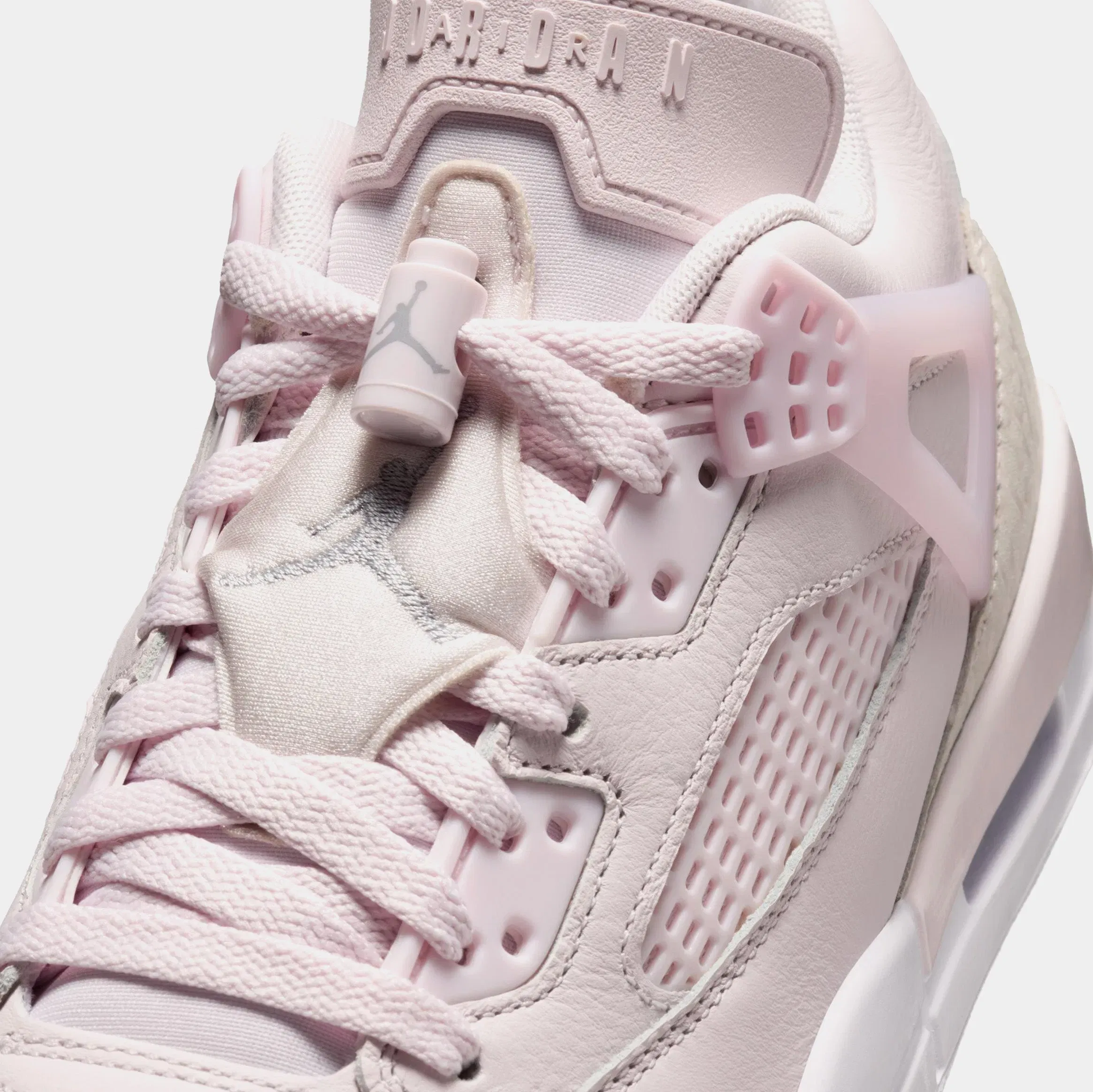 Air Jordan Spizike Low Womens Basketball Shoes (Pearl Pink/White/Wolf Grey)