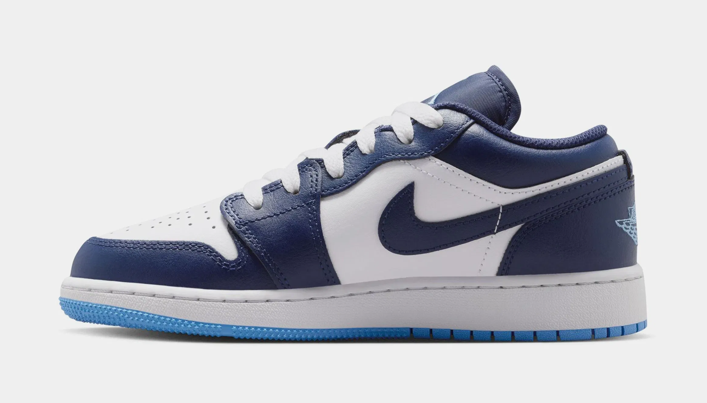 Air Jordan 1 Low Grade School Lifestyle Shoes (Midnight Navy/University Blue/White)
