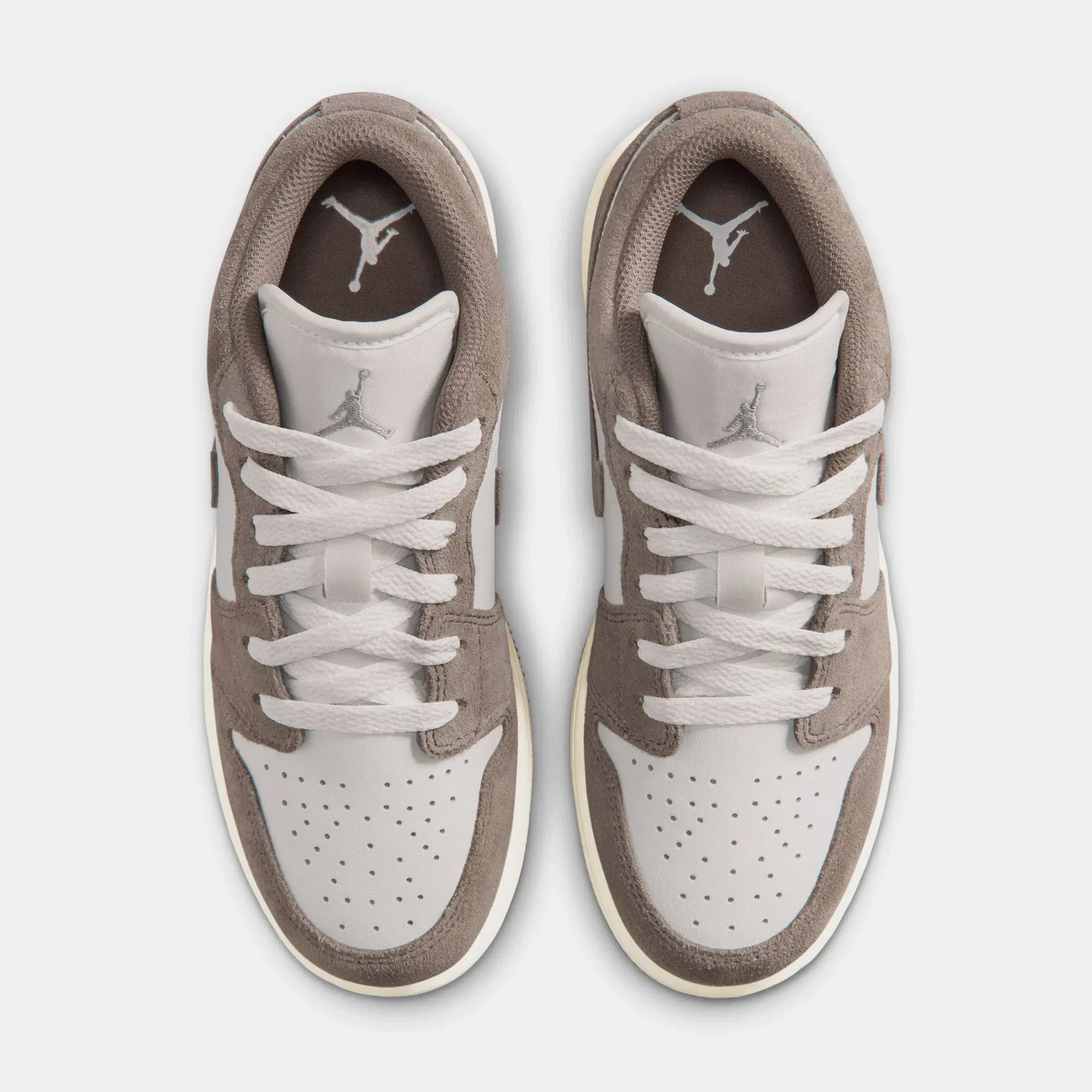 Air Jordan 1 Retro Grade School Lifestyle Shoes (Olive Grey/Enigma Stone/Summit White/Pale Ivory)