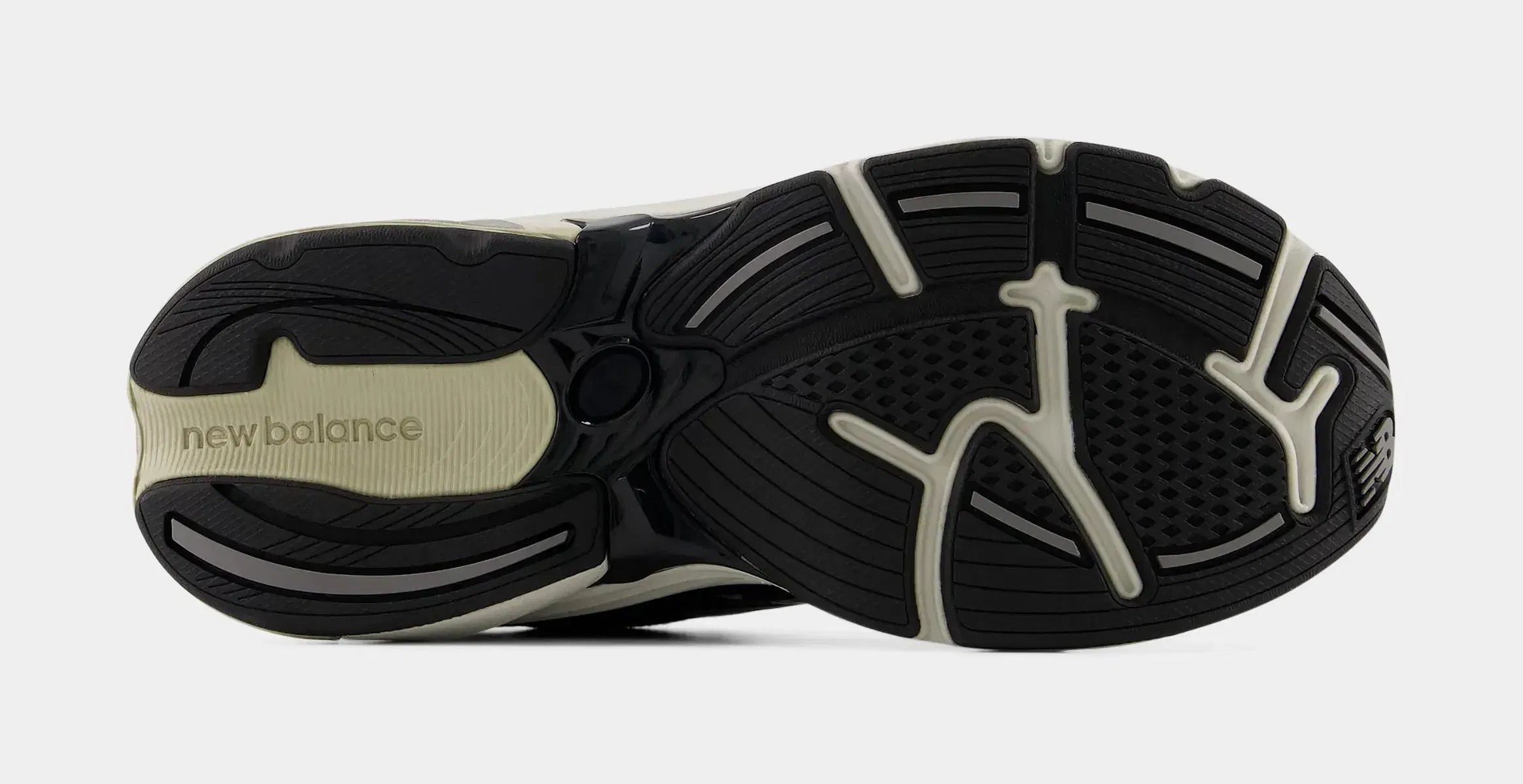 NEWBALANCE 2010 Lace Preschool Running Shoes (Black/Shadow Grey)