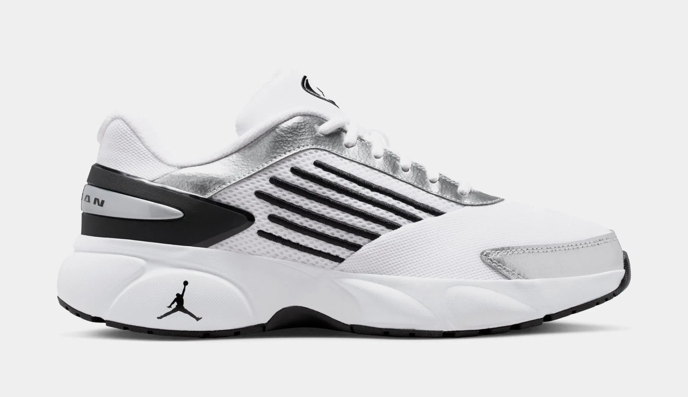 Air Jordan Trunner Flow Mens Running Shoes (White/Black/Metallic Silver/White)
