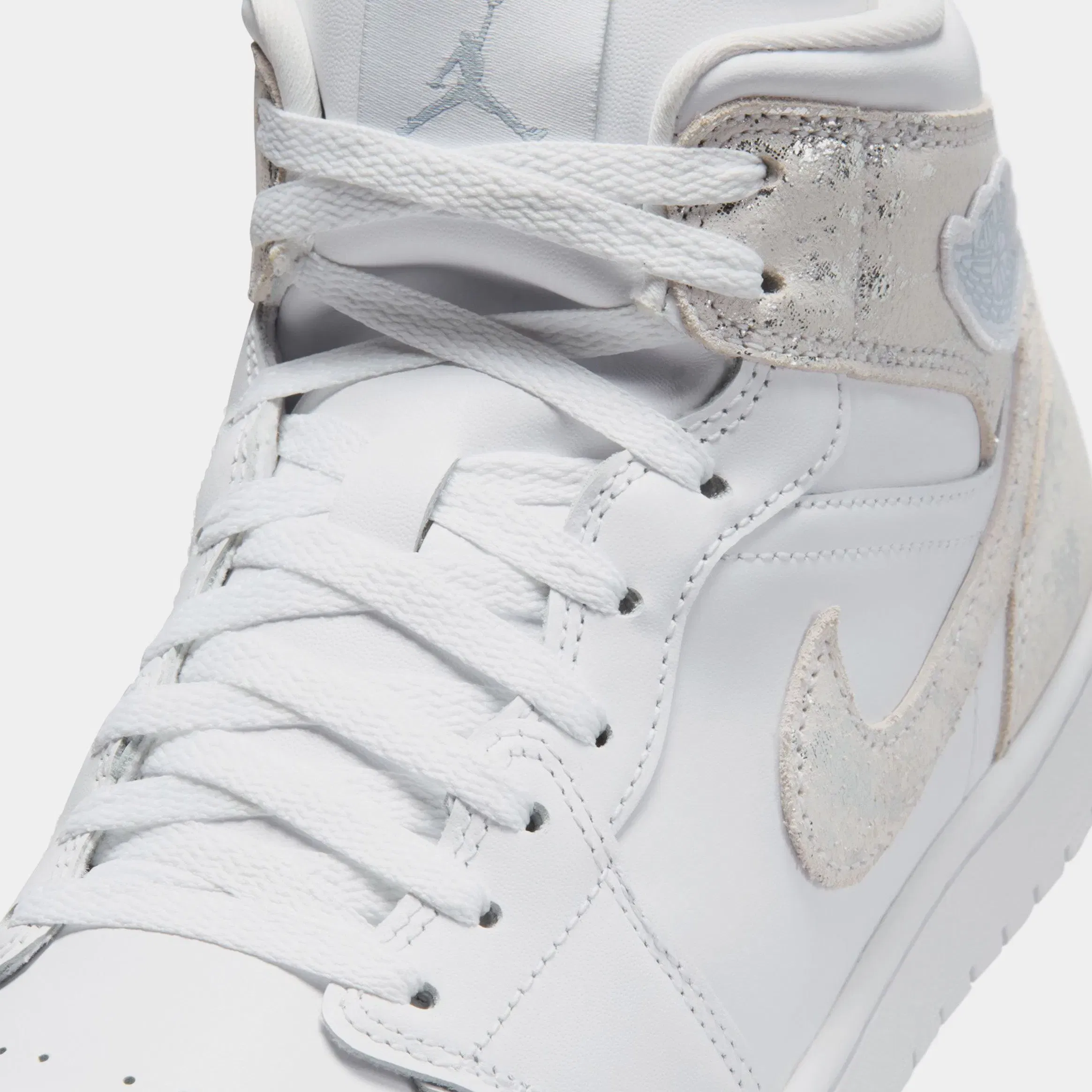 Air Jordan 1 Mid SE Mens Lifestyle Shoes (White/White/White/Field Silver)