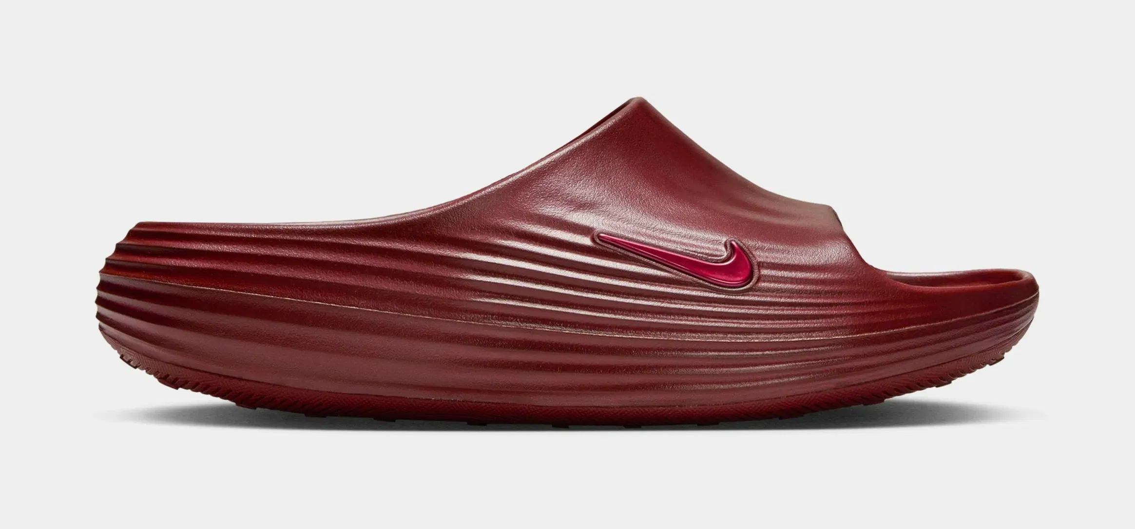 Nike ReactX Rejuven8 Slide Mens Sandals (Team Red/Team Red/Team Red)