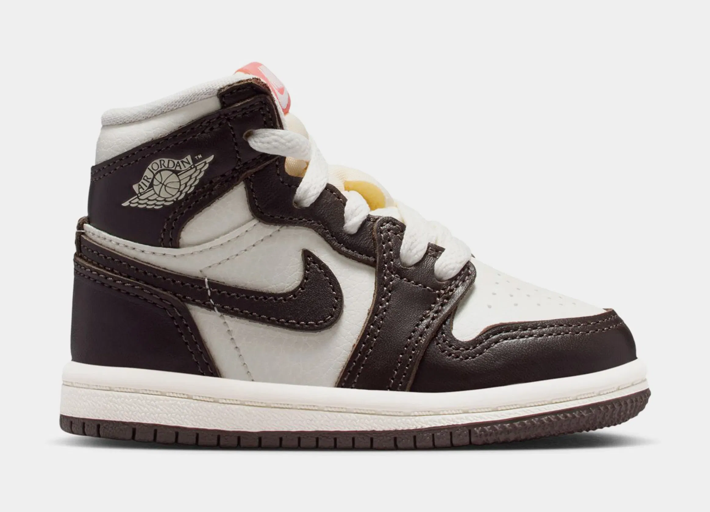 Air Jordan 1 Retro High OG Baroque Brown and Sail Infant Toddler Lifestyle Shoes (Baroque Brown/Light Madder Root/Sail)