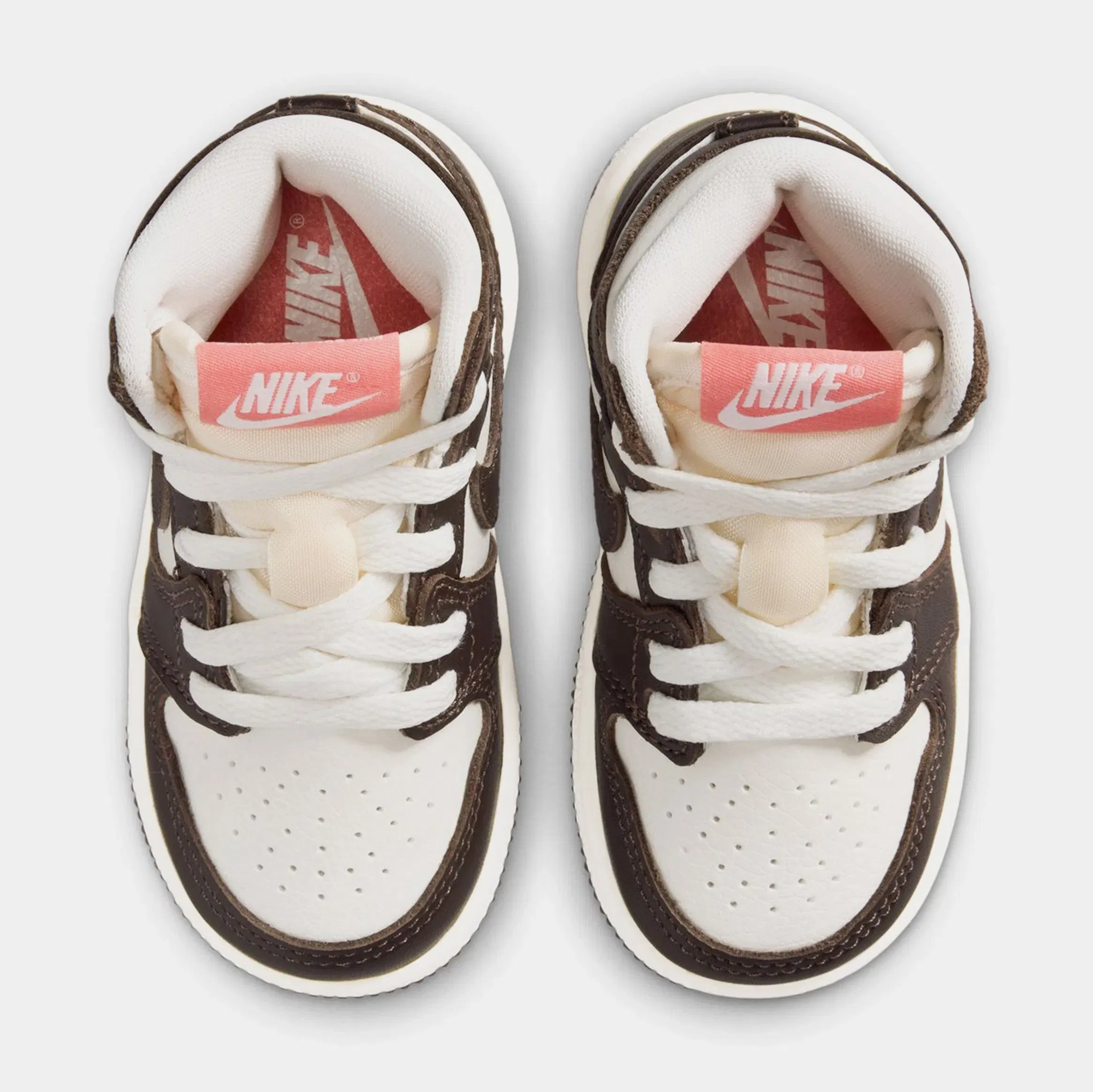 Air Jordan 1 Retro High OG Baroque Brown and Sail Infant Toddler Lifestyle Shoes (Baroque Brown/Light Madder Root/Sail)
