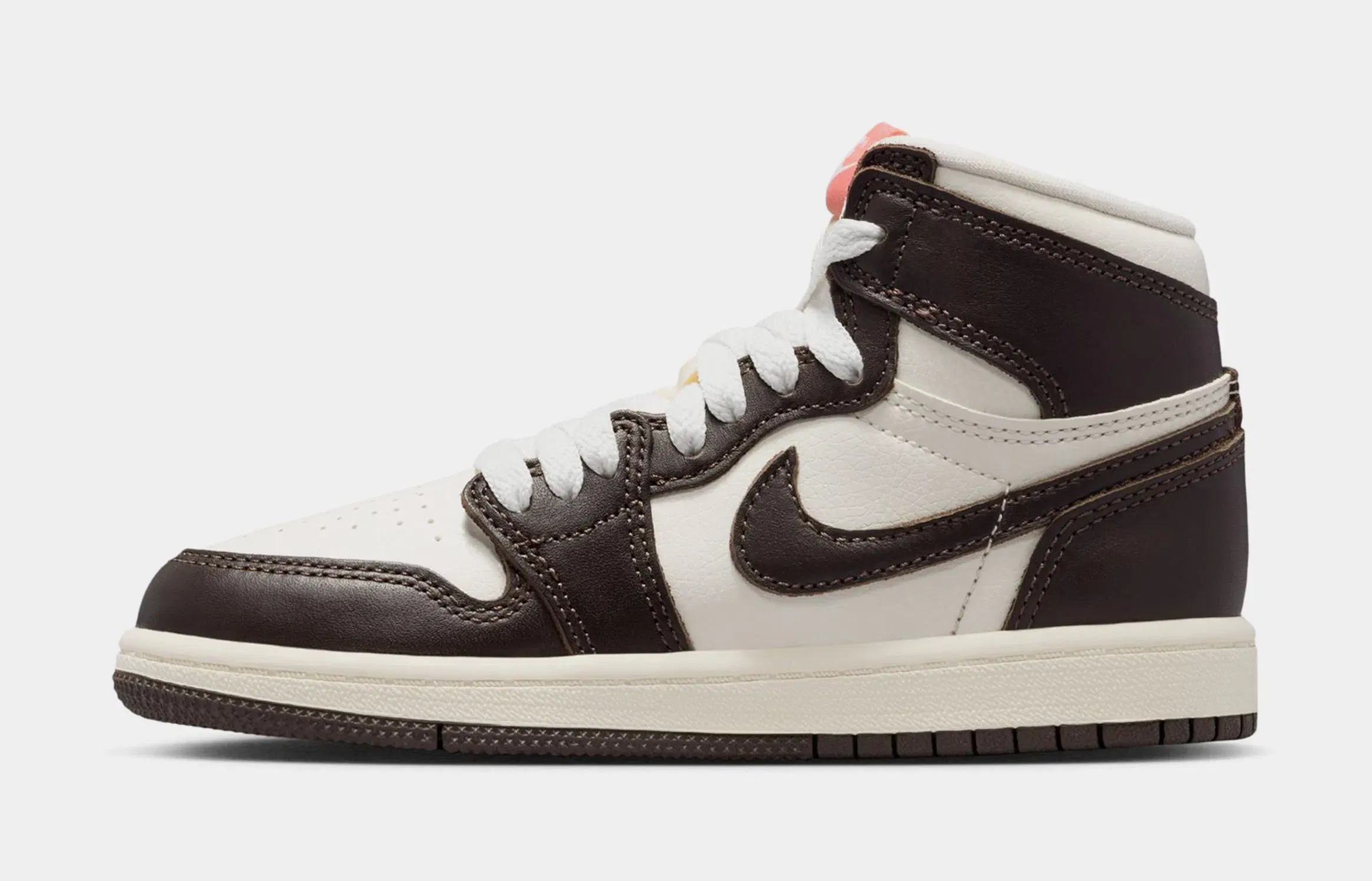 Air Jordan 1 Retro High OG Baroque Brown and Sail Preschool Lifestyle Shoes (Baroque Brown/Light Madder Root/Sail)