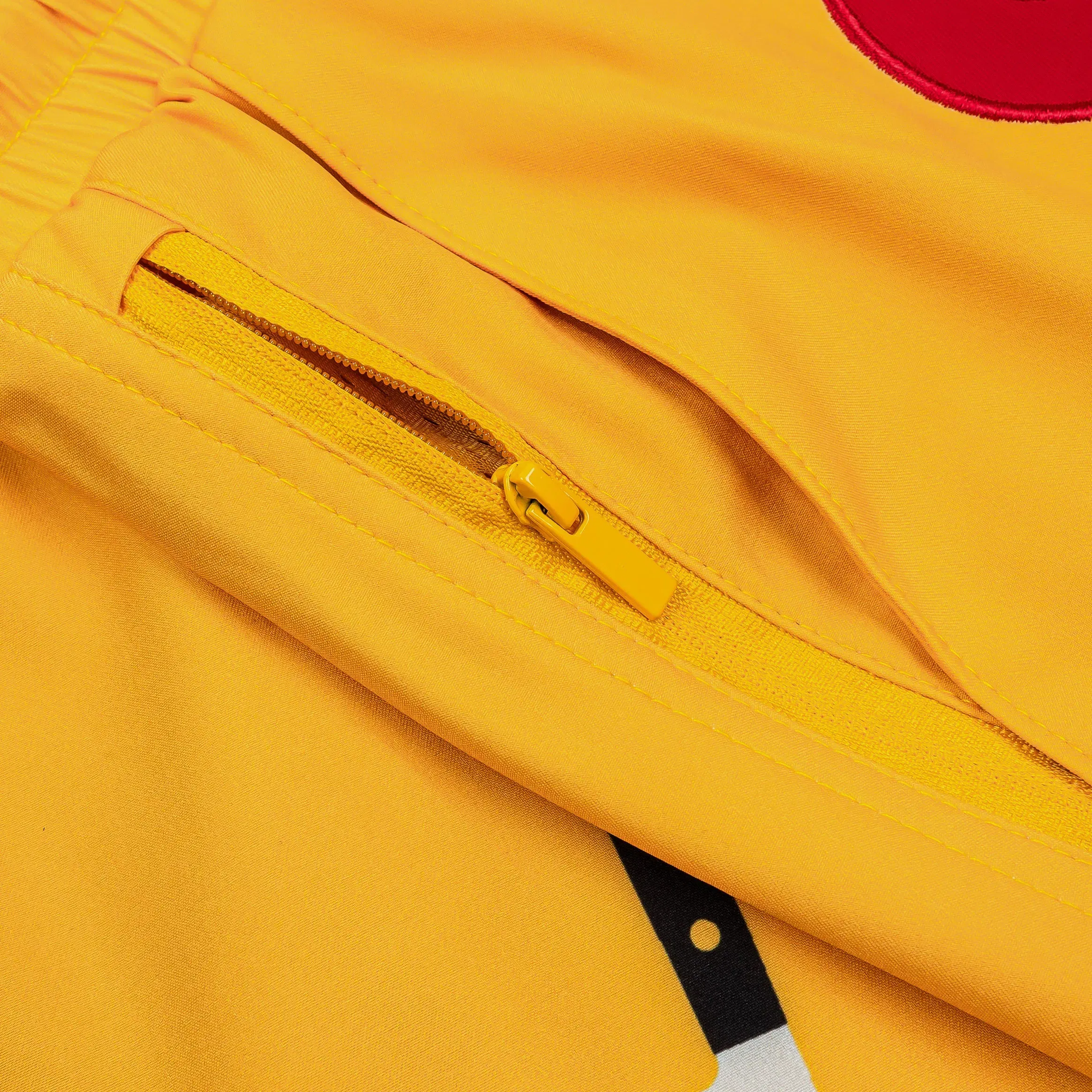 CHUCKY X SP SP x Chucky Good Guy Hybrid Mens Shorts (Yellow/Red)