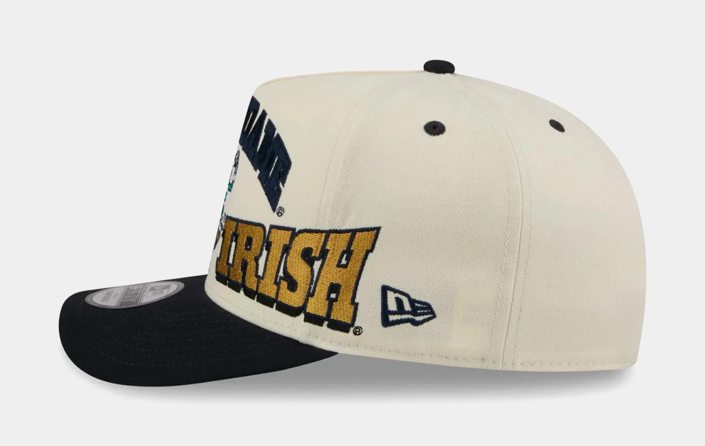 New Era Notre Dame Fighting Fish Arched 950AF Snapback Mens Hat (White/Navy)