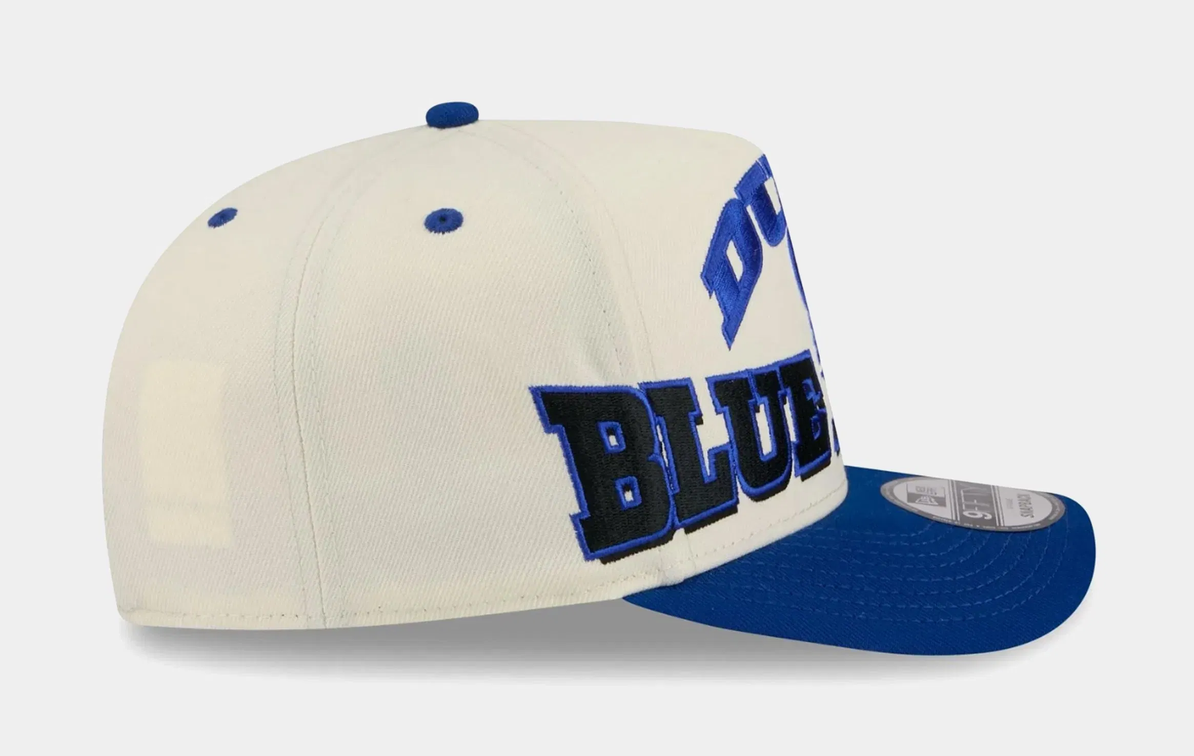 New Era Duke Blue Devils Arched 950AF Snapback Mens Hat (White/Blue)