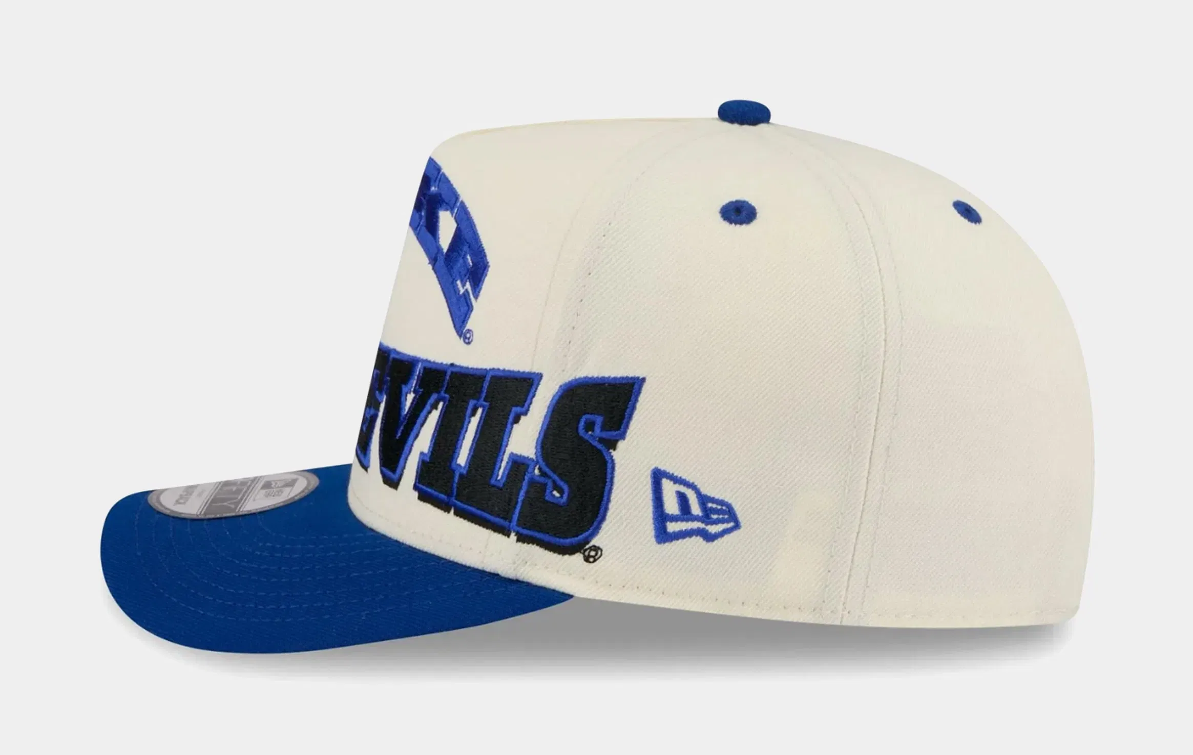 New Era Duke Blue Devils Arched 950AF Snapback Mens Hat (White/Blue)