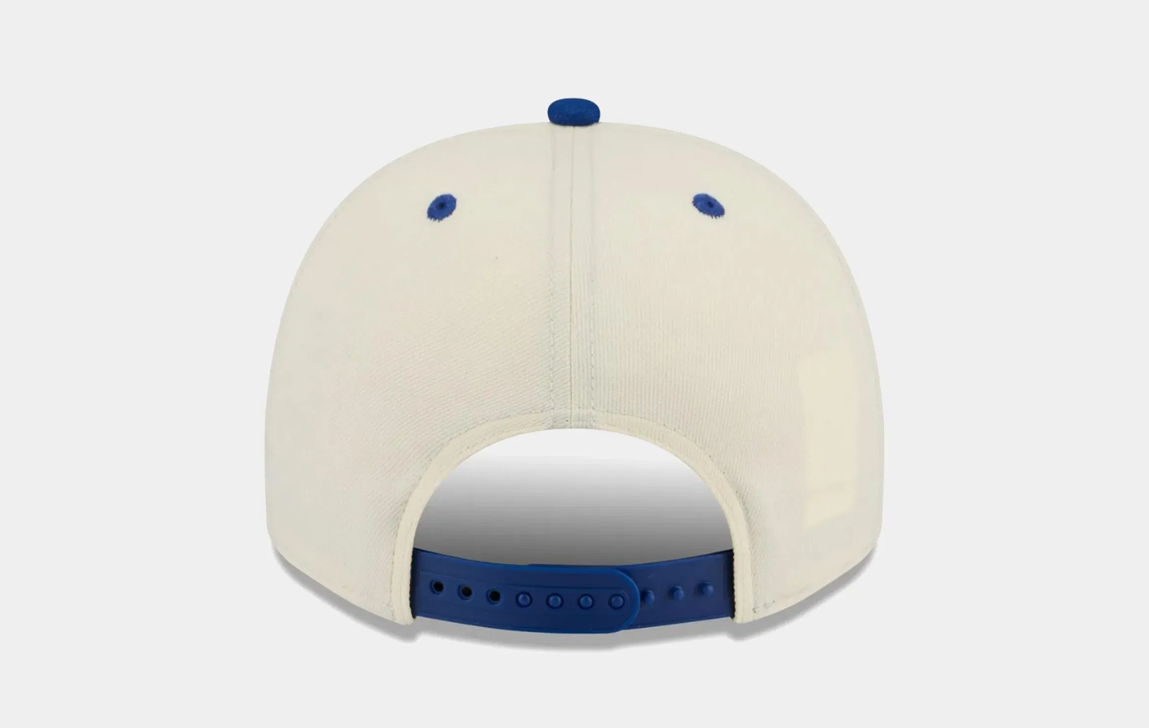 New Era Duke Blue Devils Arched 950AF Snapback Mens Hat (White/Blue)
