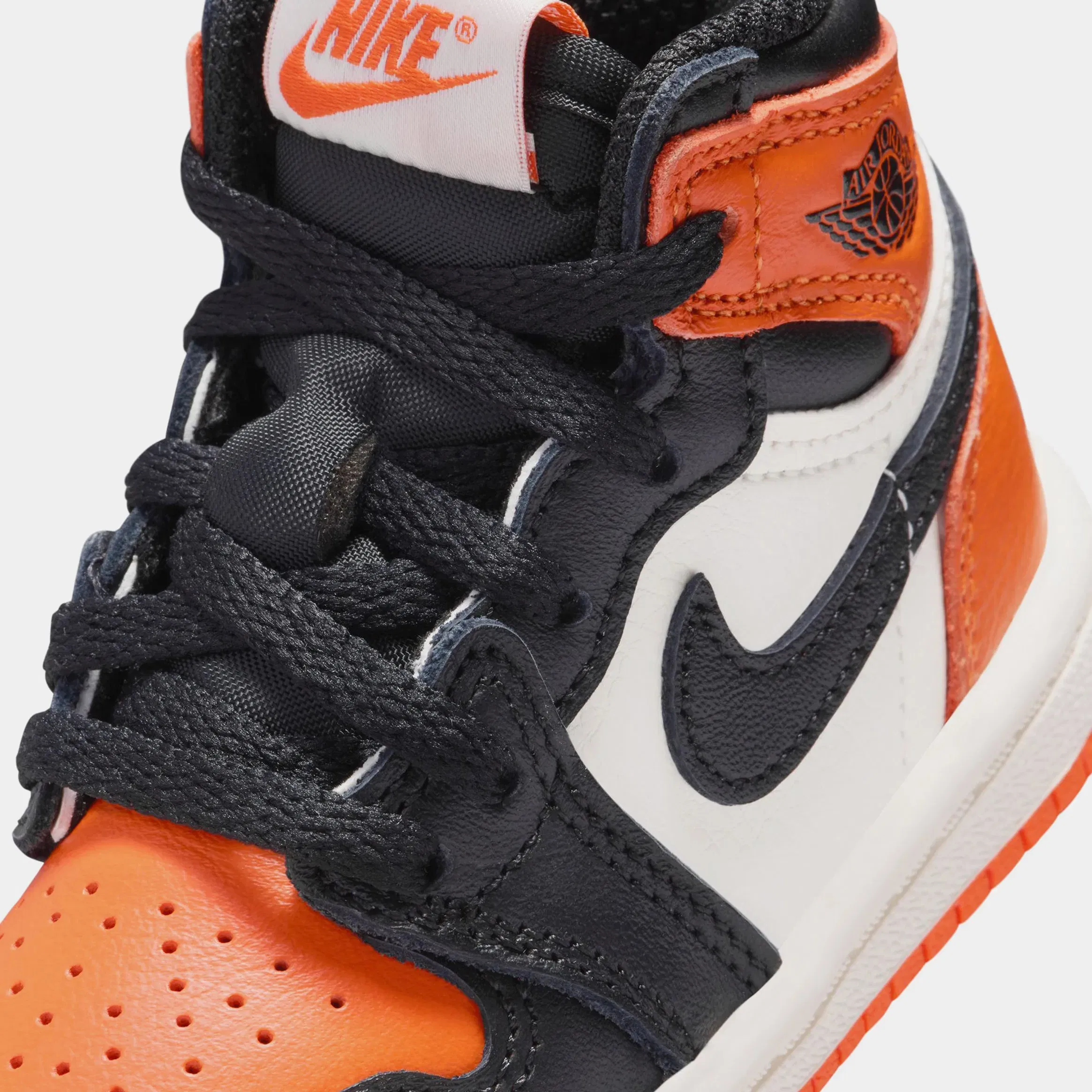 Air Jordan 1 Retro High OG Shattered Backboard Infant Toddler Lifestyle Shoes (Black/Starfish/Sail)