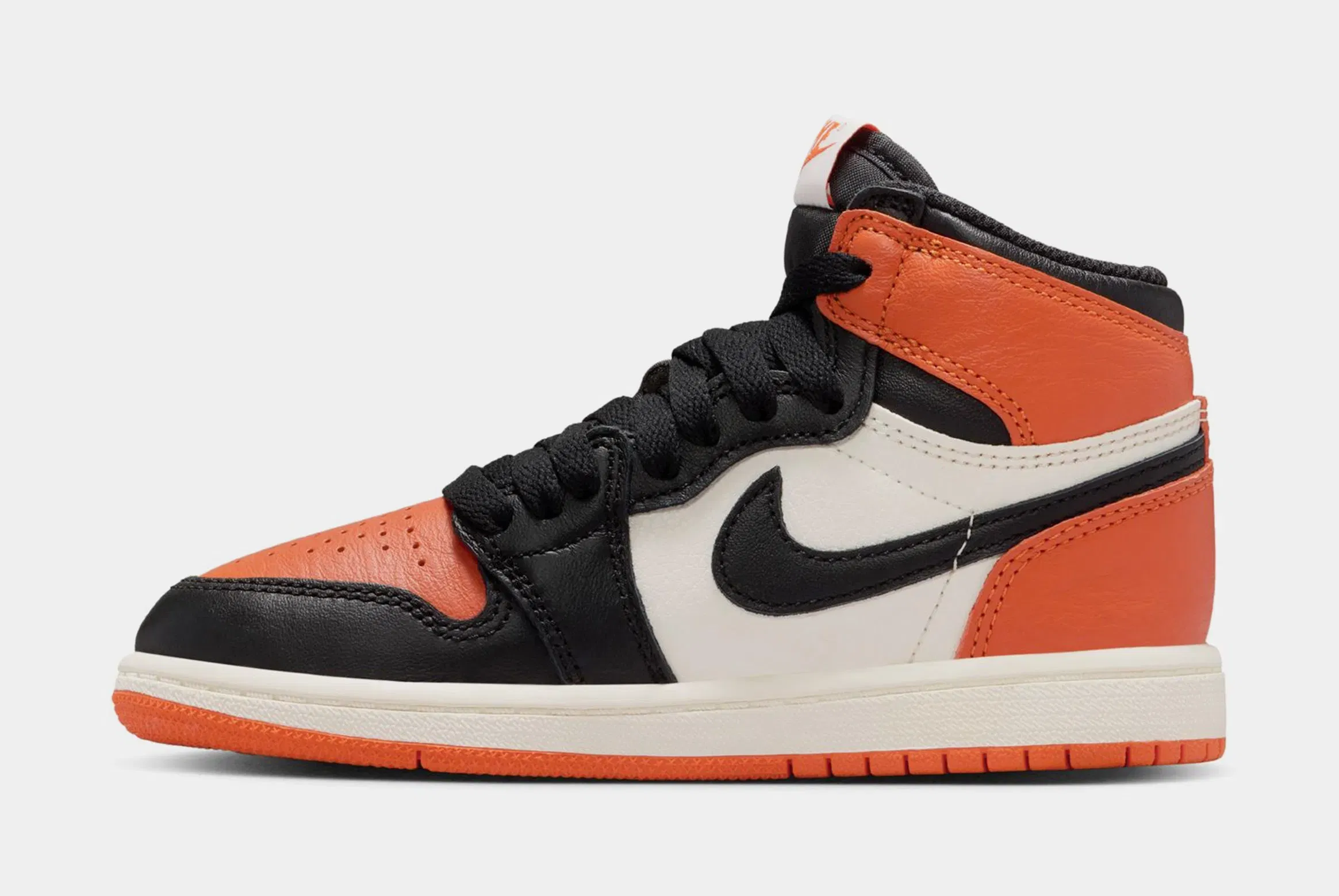 Air Jordan 1 Retro High OG Shattered Backboard Preschool Lifestyle Shoes (Black/Starfish/Sail)