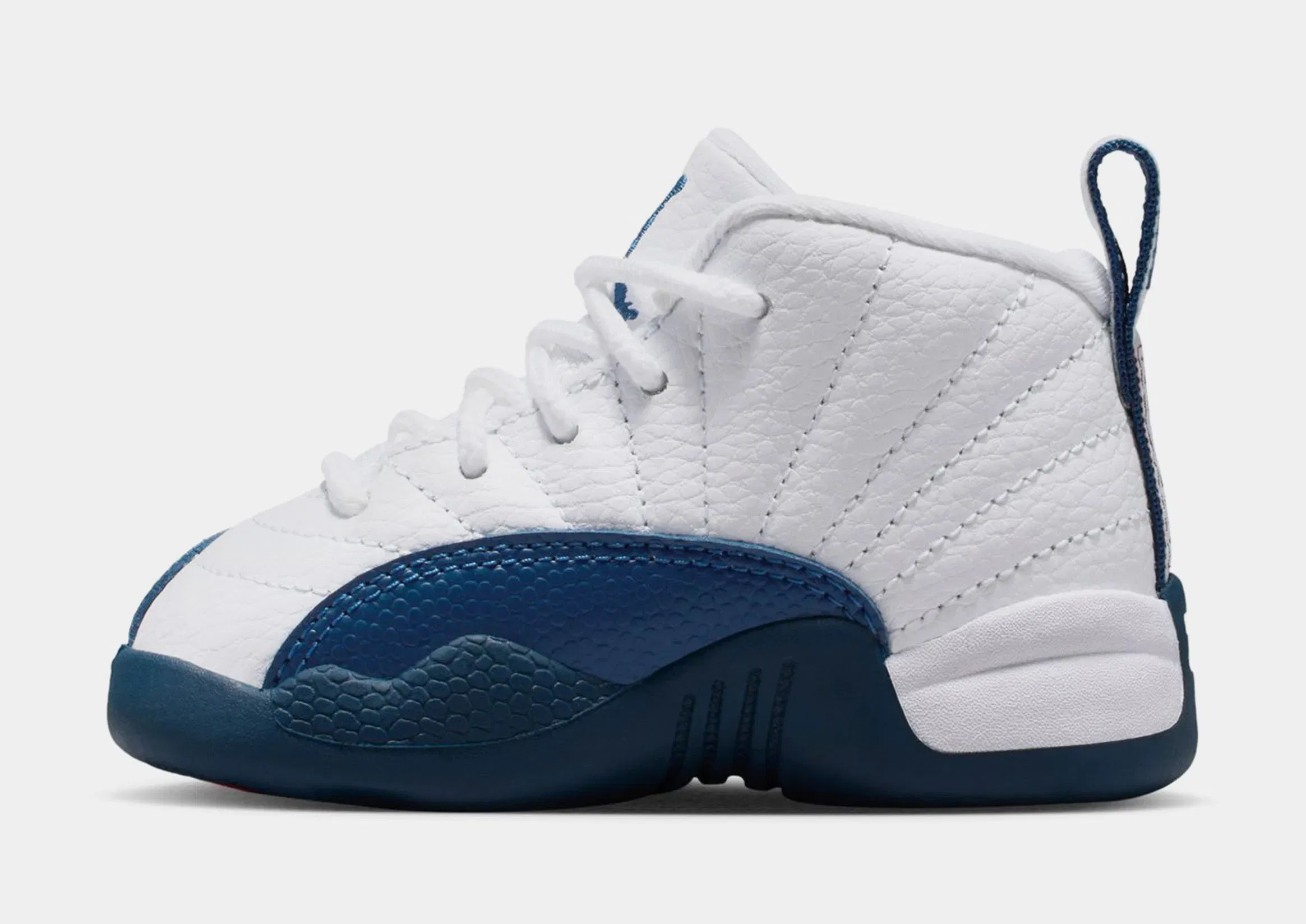 Air Jordan 12 Retro French Blue Infant Toddler Lifestyle Shoes (White/French Blue/Metallic Silver)