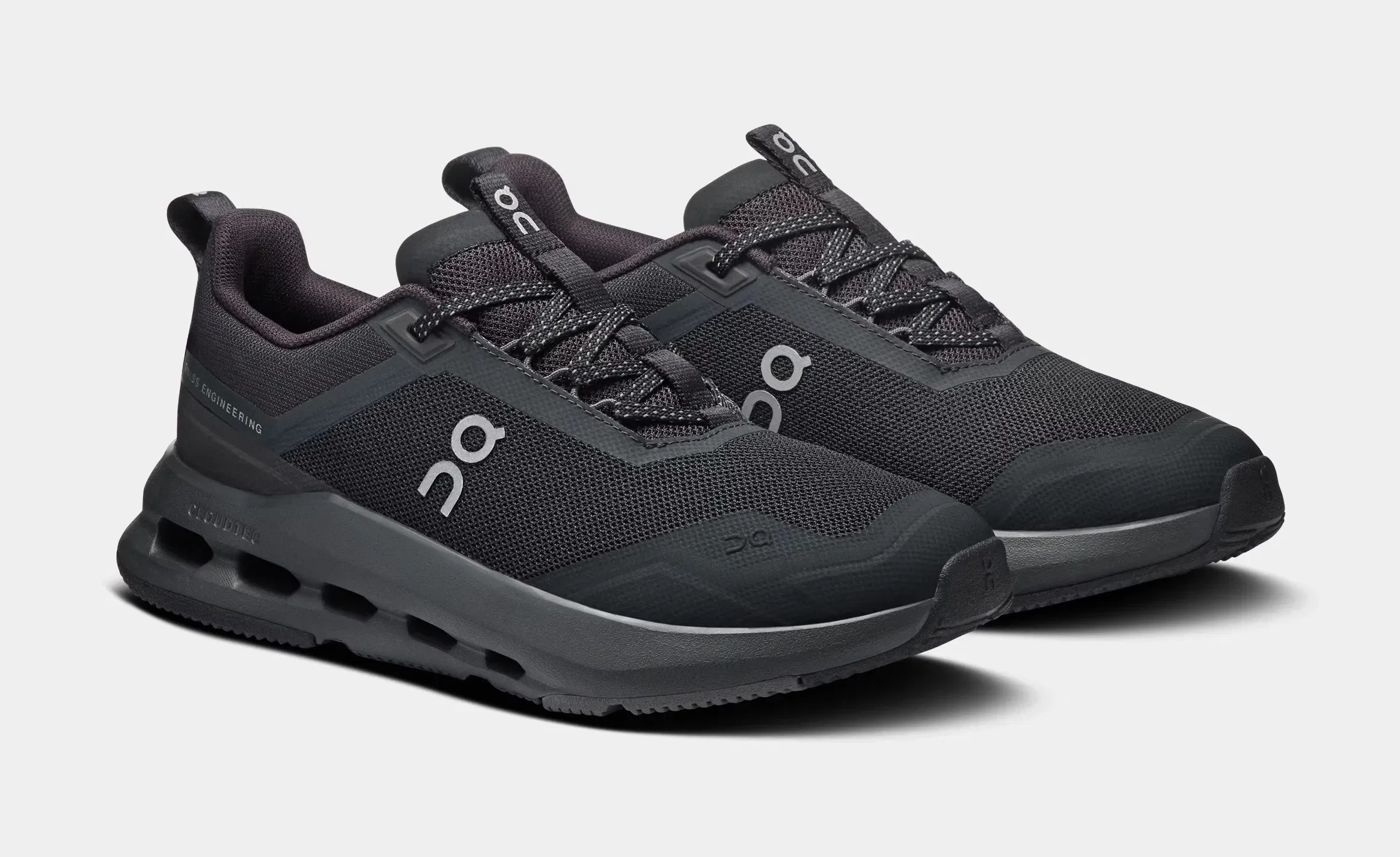 On Running Cloudnova Grade School Running Shoes (Black/Eclipse)