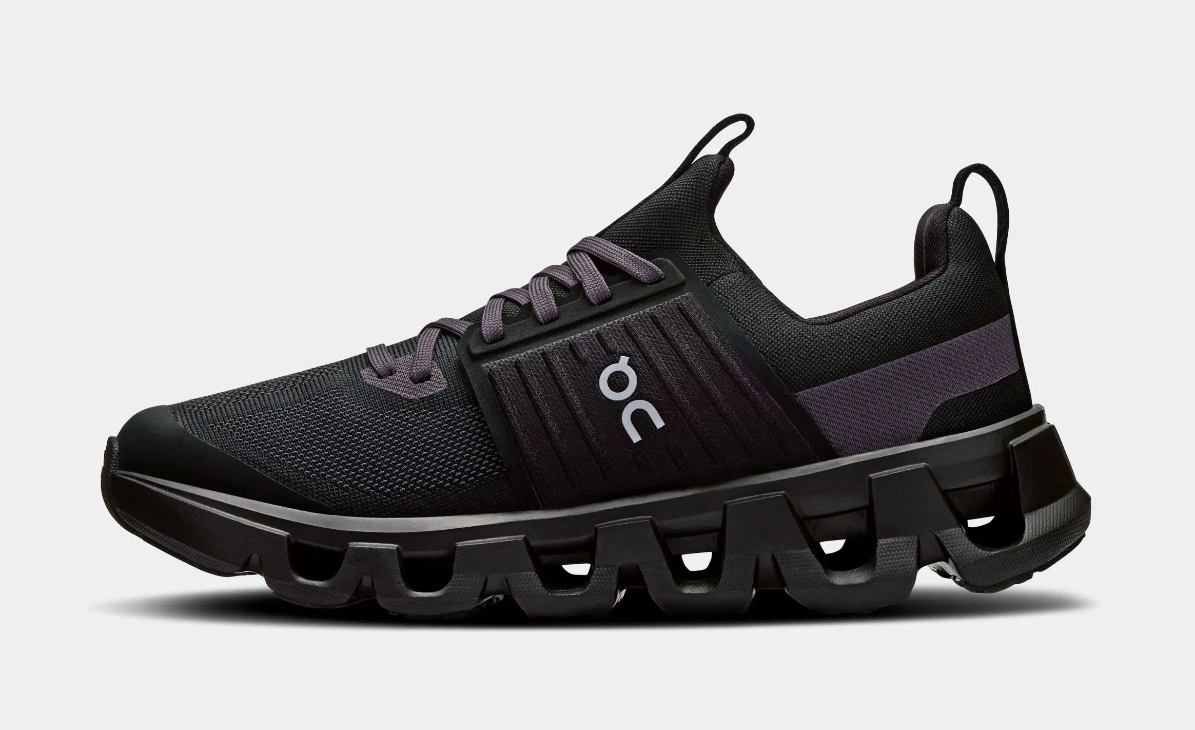 On Running Cloudswift Grade School Running Shoes (Black/Eclipse)