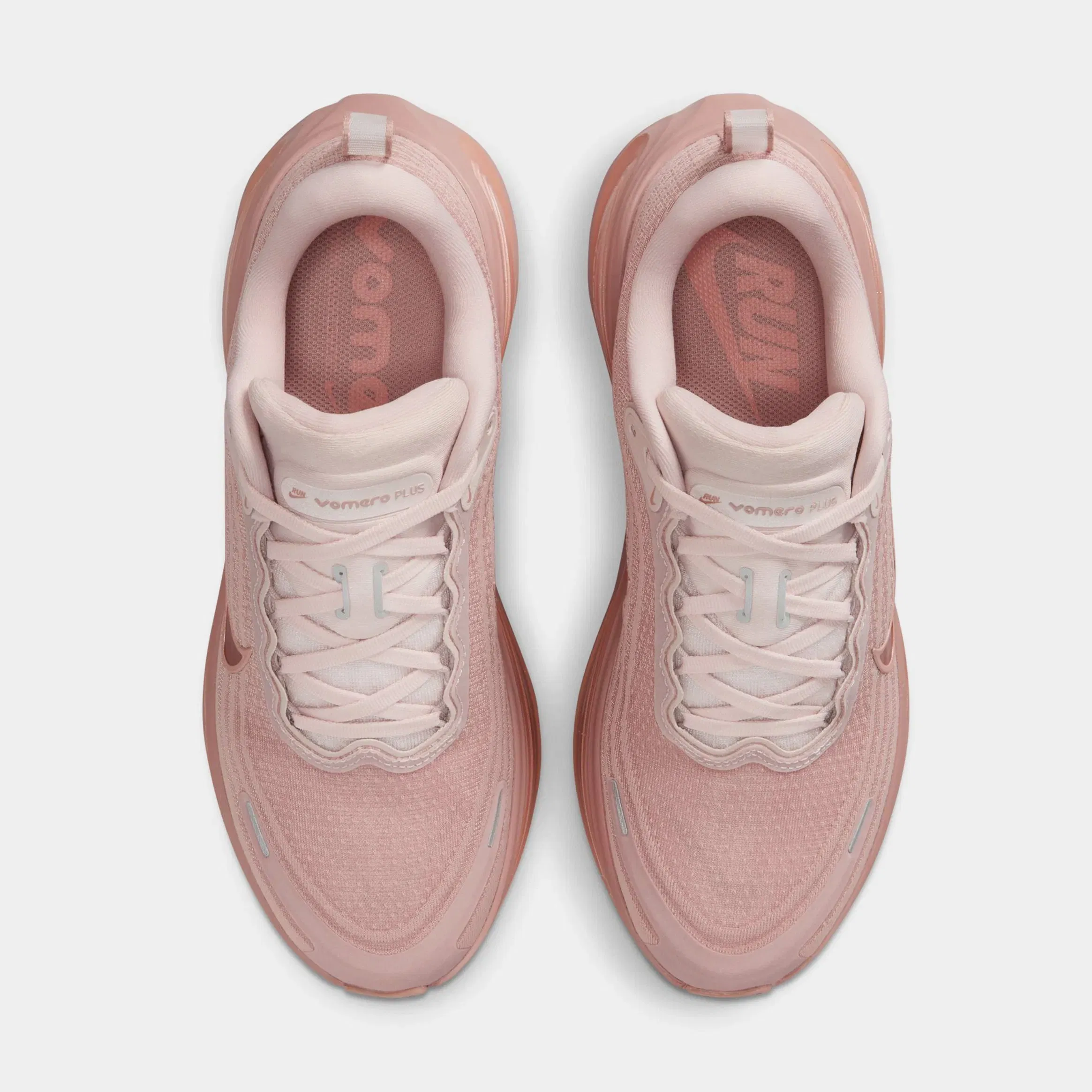 Nike Vomero Plus Womens Running Shoes (Dusted Clay/Pink)