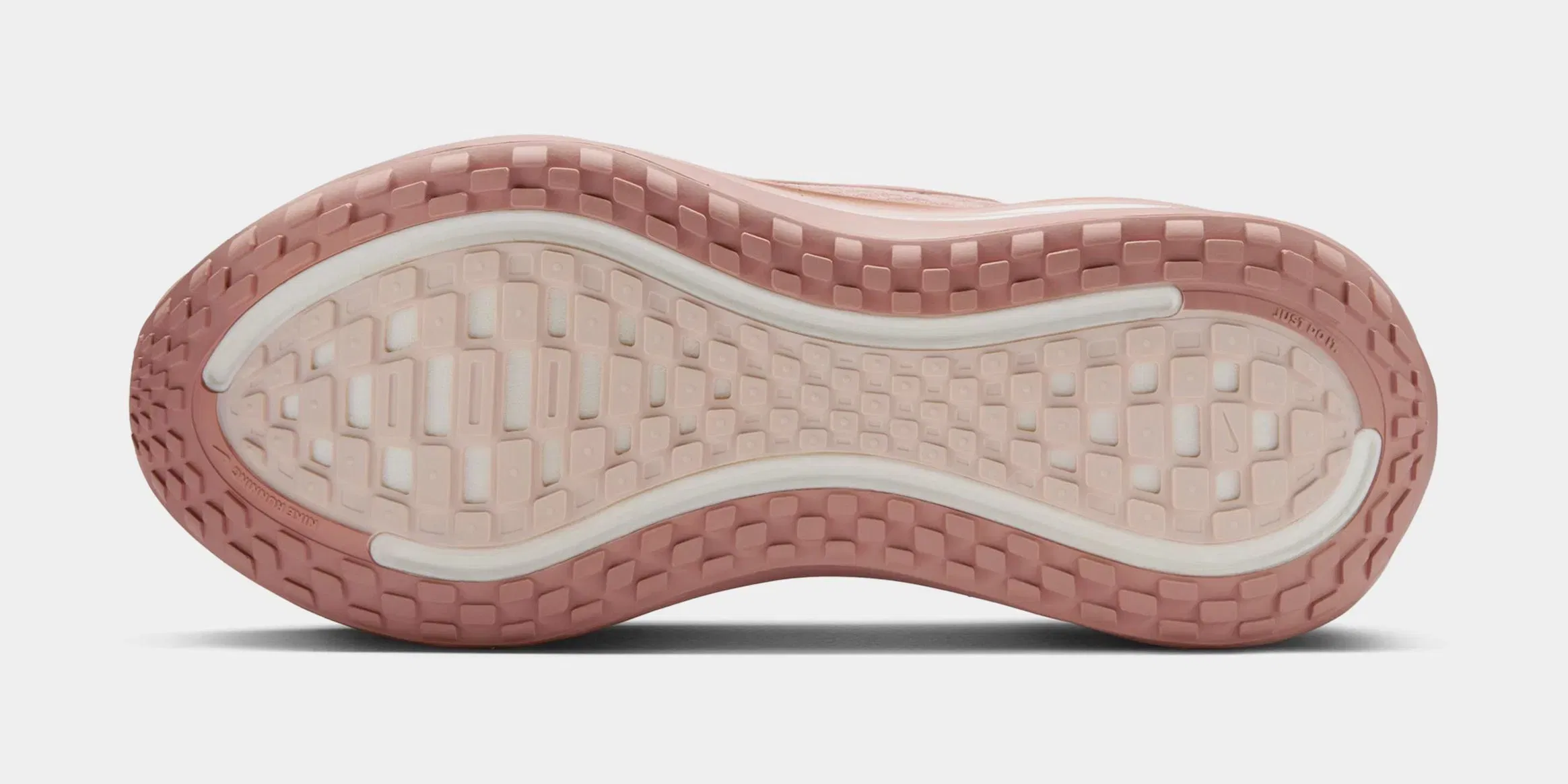 Nike Vomero Plus Womens Running Shoes (Dusted Clay/Pink)