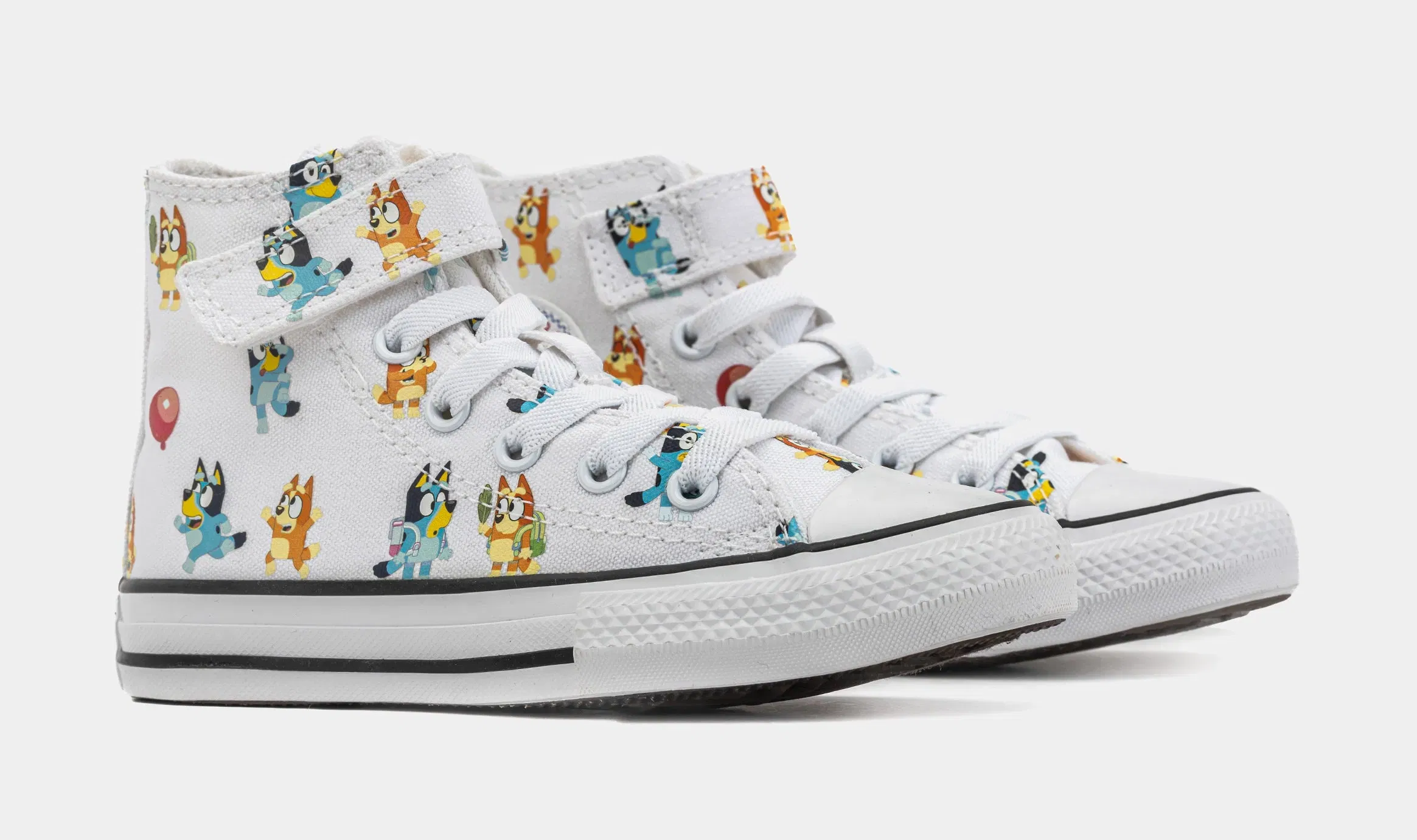 Converse Chuck Taylor All Star Bluey & Bingo Preschool Lifestyle Shoes (White/Blue)
