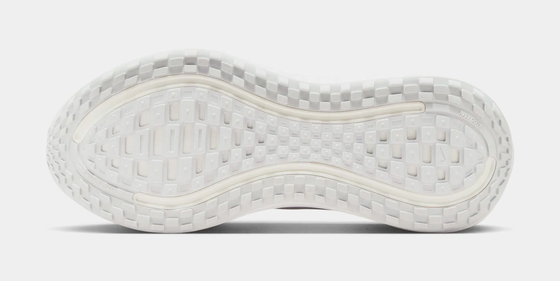 Nike Vomero Plus Womens Running Shoes (White/Summit White/Photon Dust)