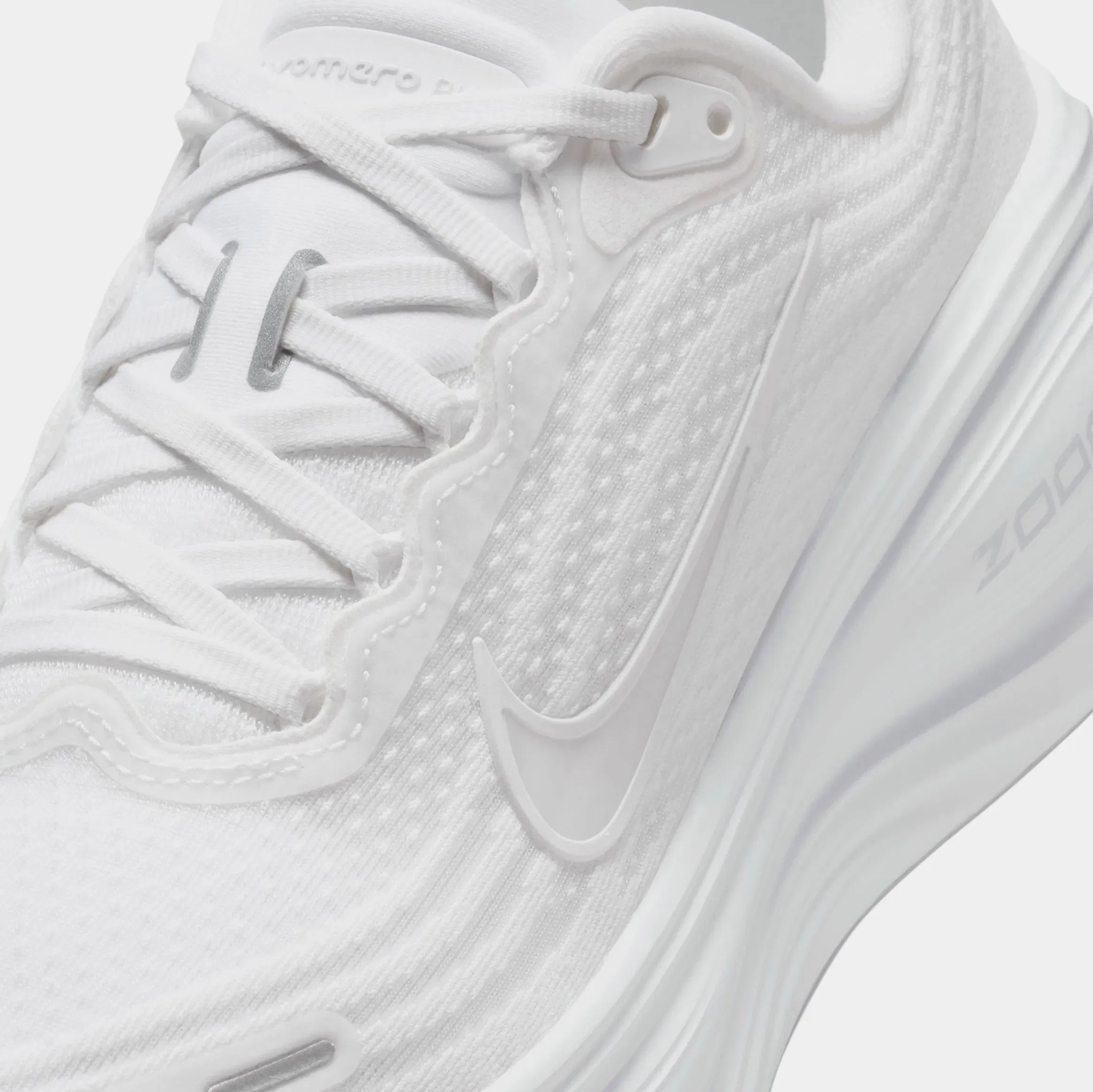 Nike Vomero Plus Womens Running Shoes (White/Summit White/Photon Dust)