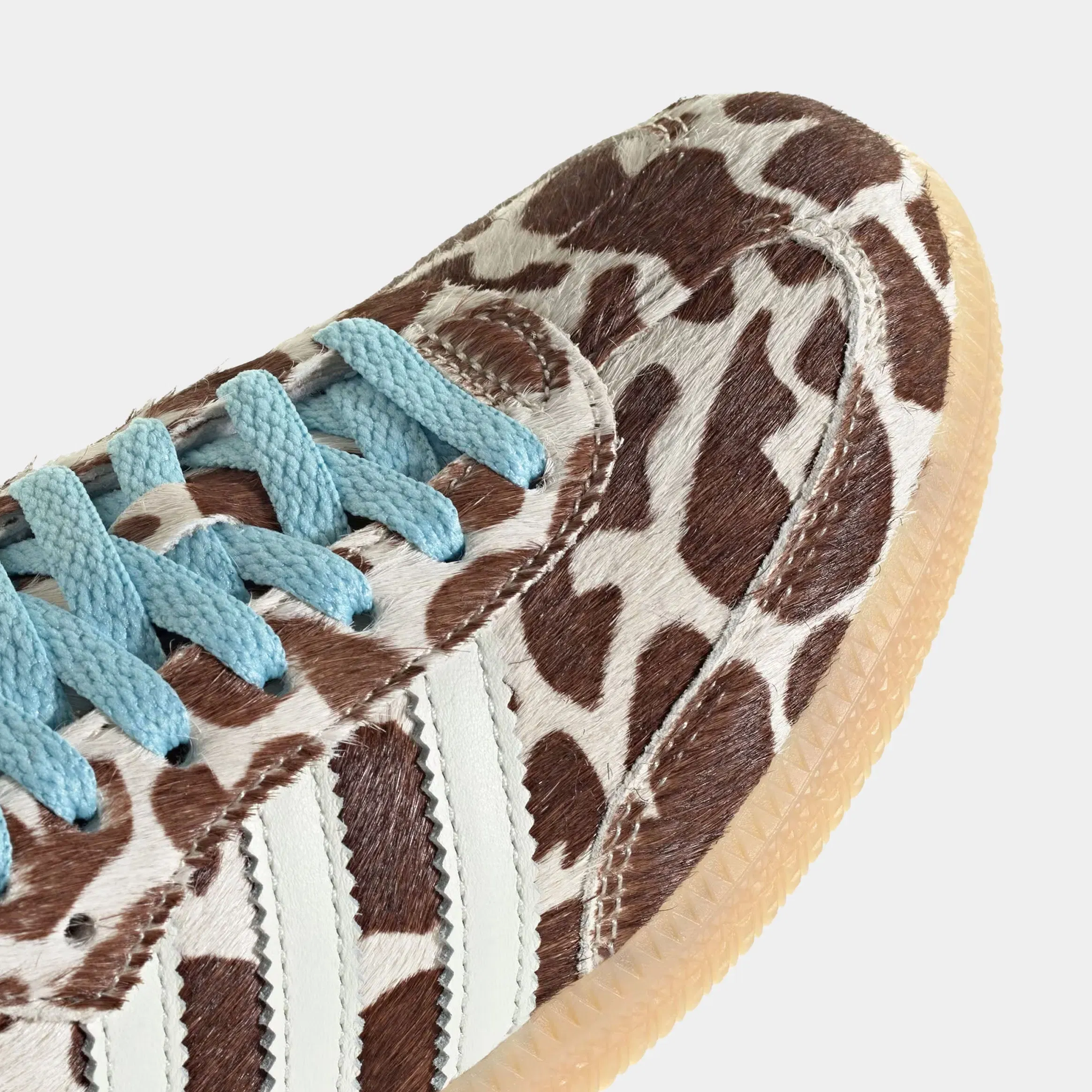adidas Samba OG Giraffe Womens Lifestyle Shoes (Crystal Linen/Ivory/Gum)