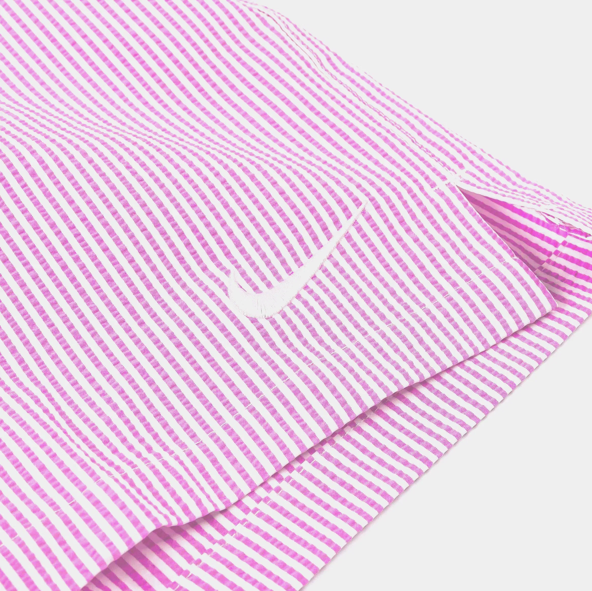 Nike Breaker 7" Volley Trunk Mens Shorts (Pink/White)