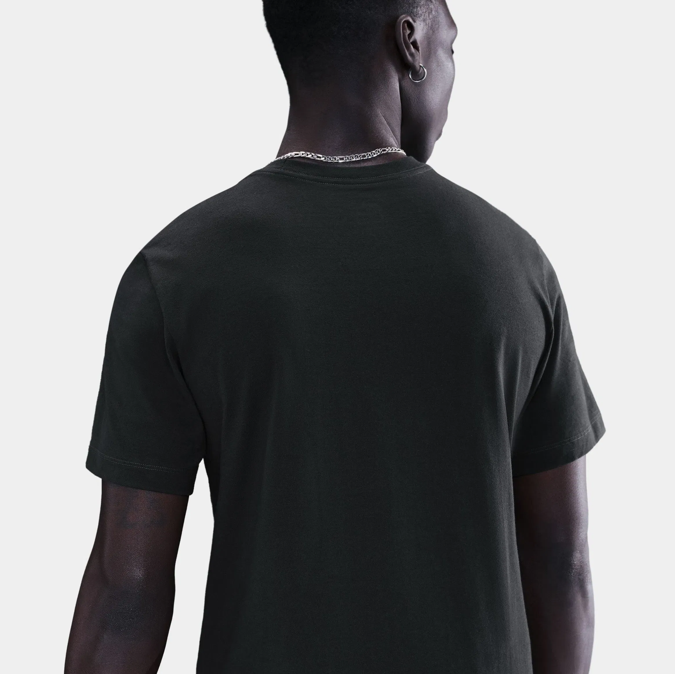 Nike NSW Victory Statue Mens Short Sleeve Shirt (Off Noir)