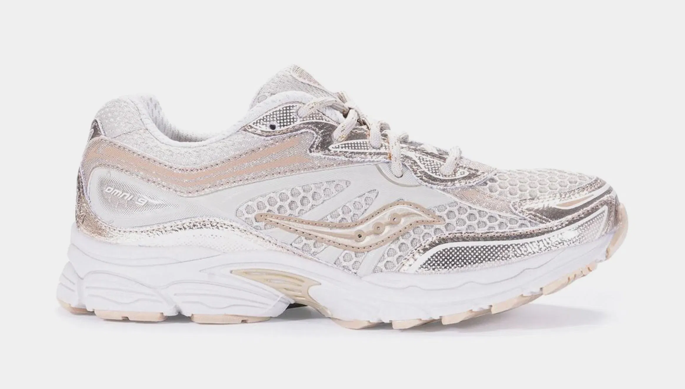 Saucony Kids Omni 6 Grade School Running Shoes (Gold)