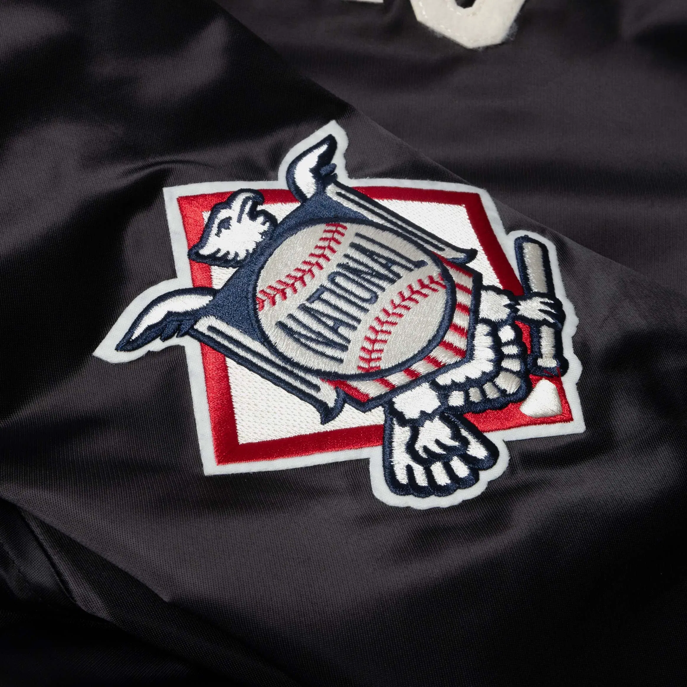 PRO STANDARD Shoe Palace Exclusive Los Angeles Dodgers Originals Satin Mens Jacket (Black/White)