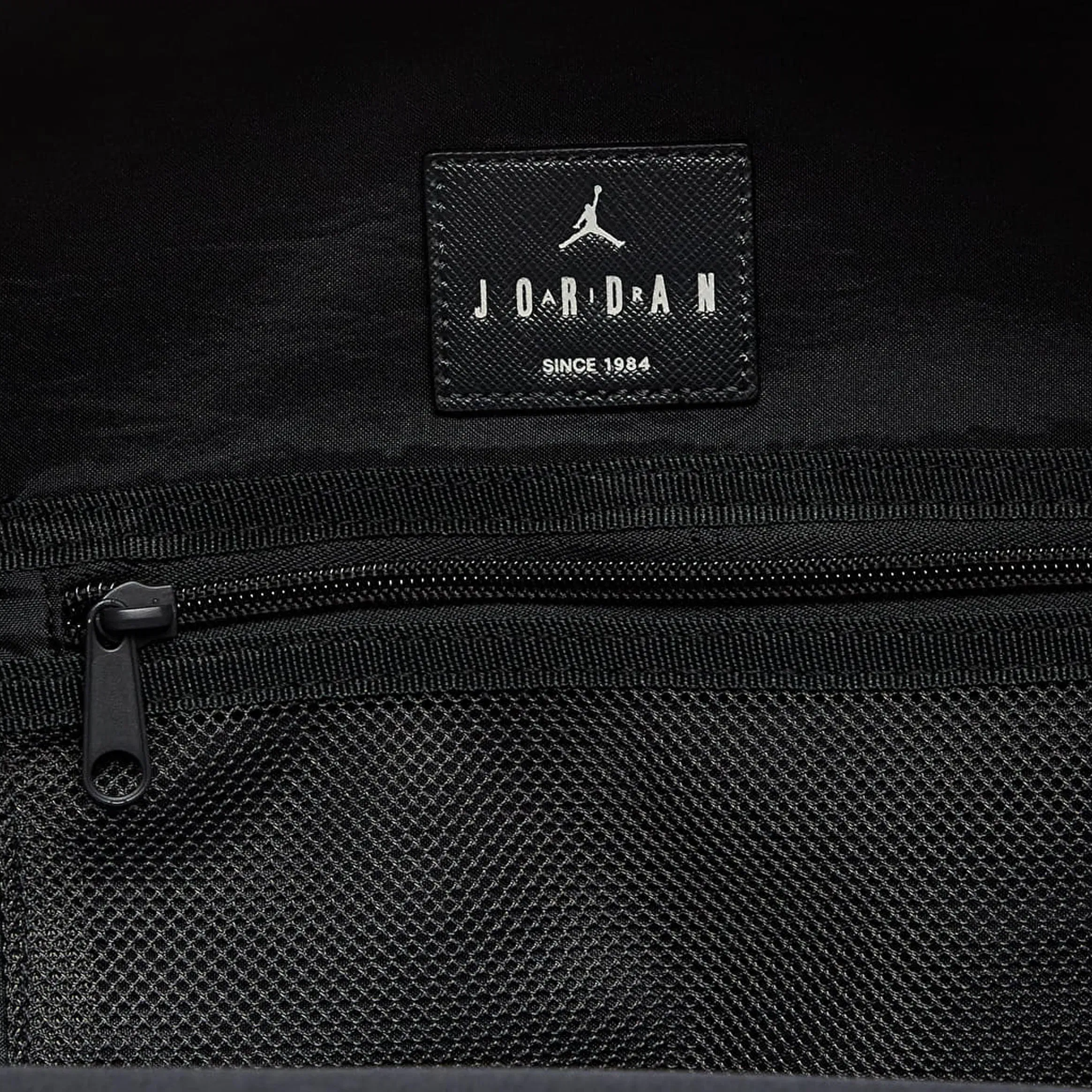 Air Jordan JDN Borough Mens Backpack (Black/Red)