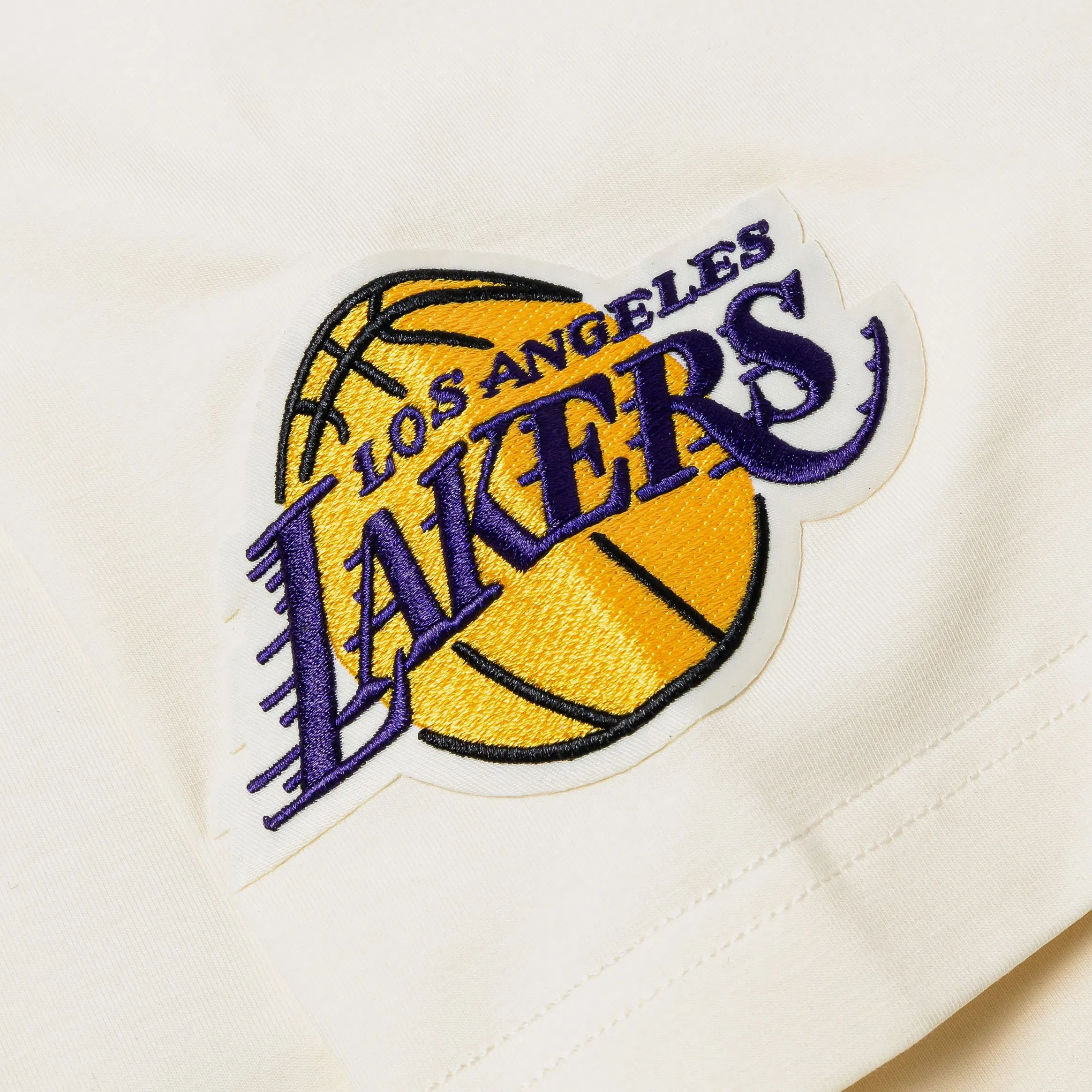 PRO STANDARD Los Angeles Lakers Original Mens Short Sleeve Shirt (Beige/White)