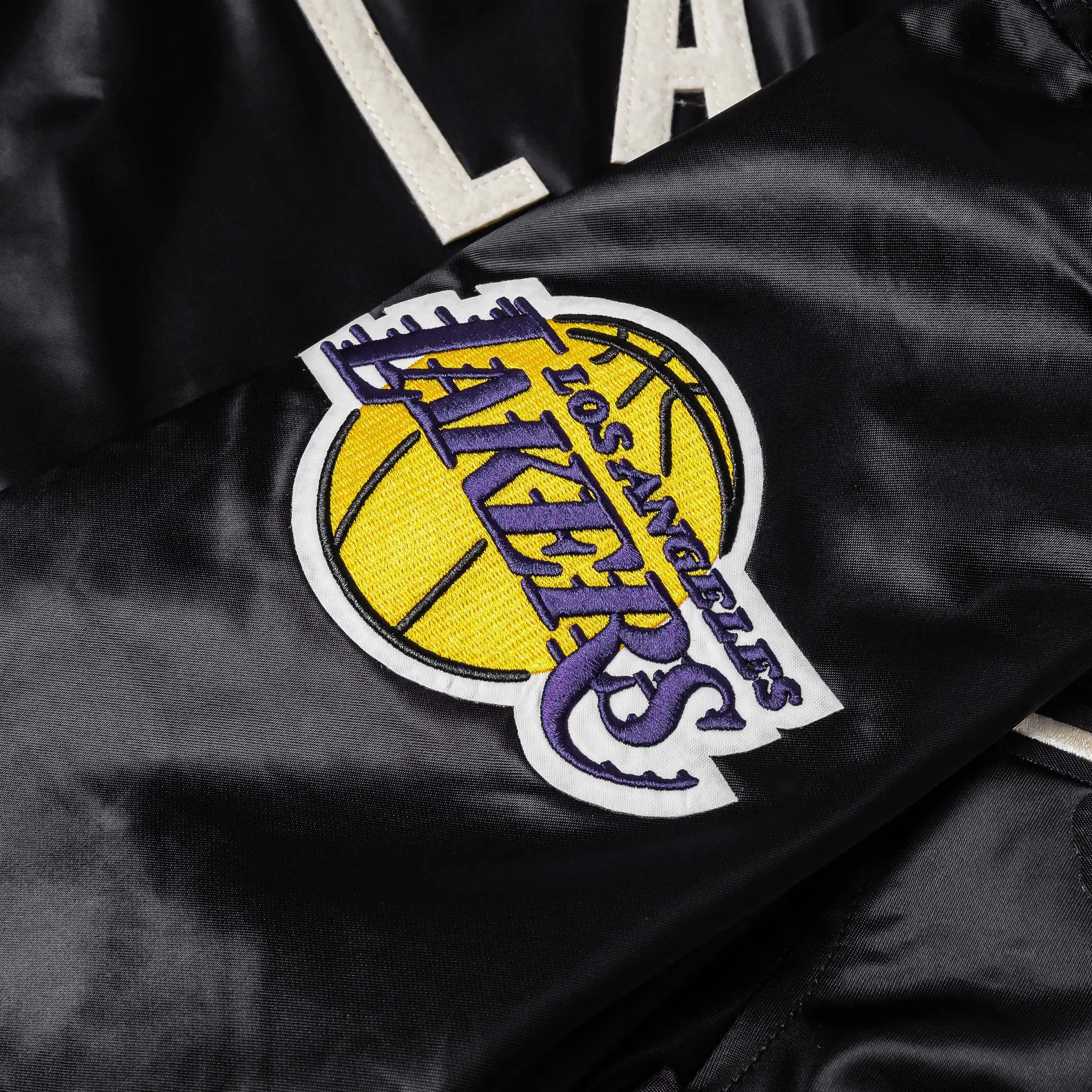 PRO STANDARD Los Angeles Lakers Original Satin Mens Jacket (Black/White)